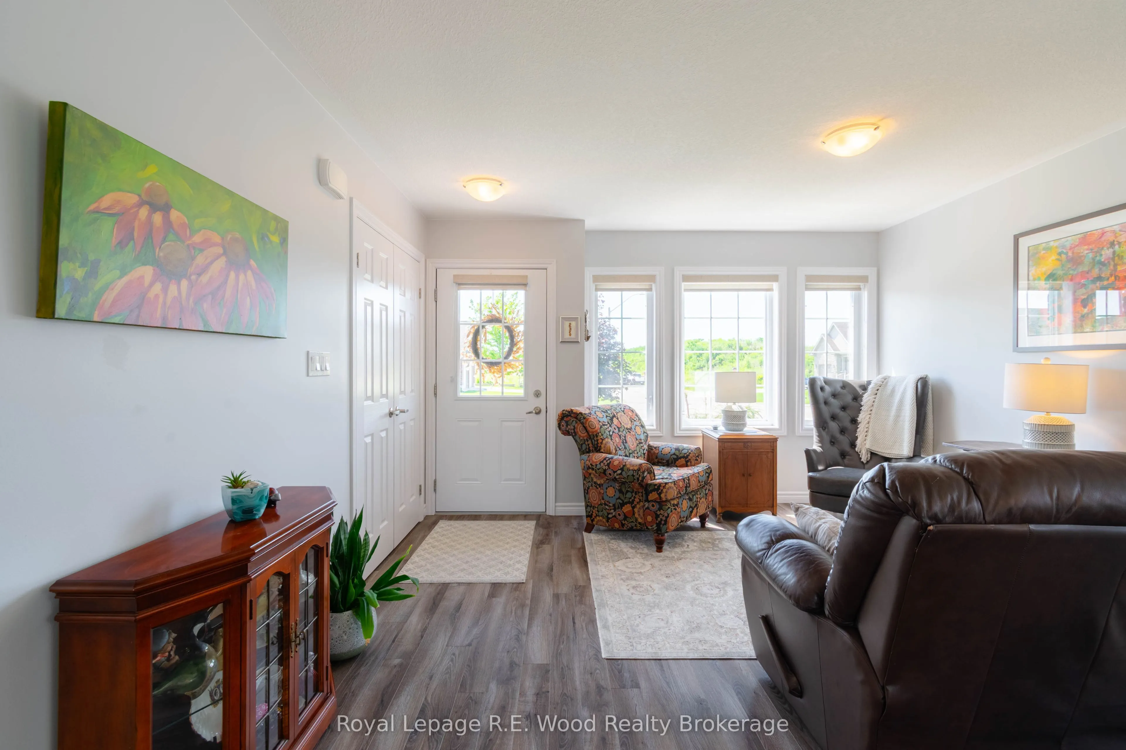 87 Irving Drive