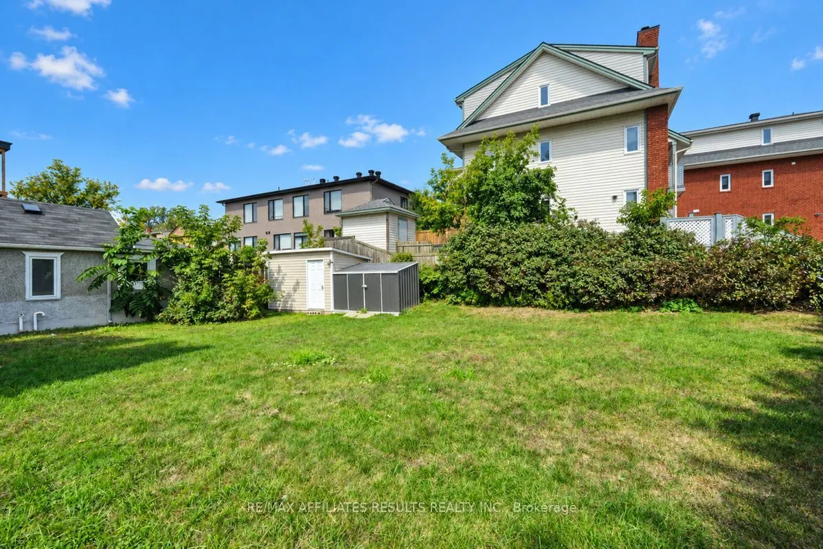 321 Savard Avenue