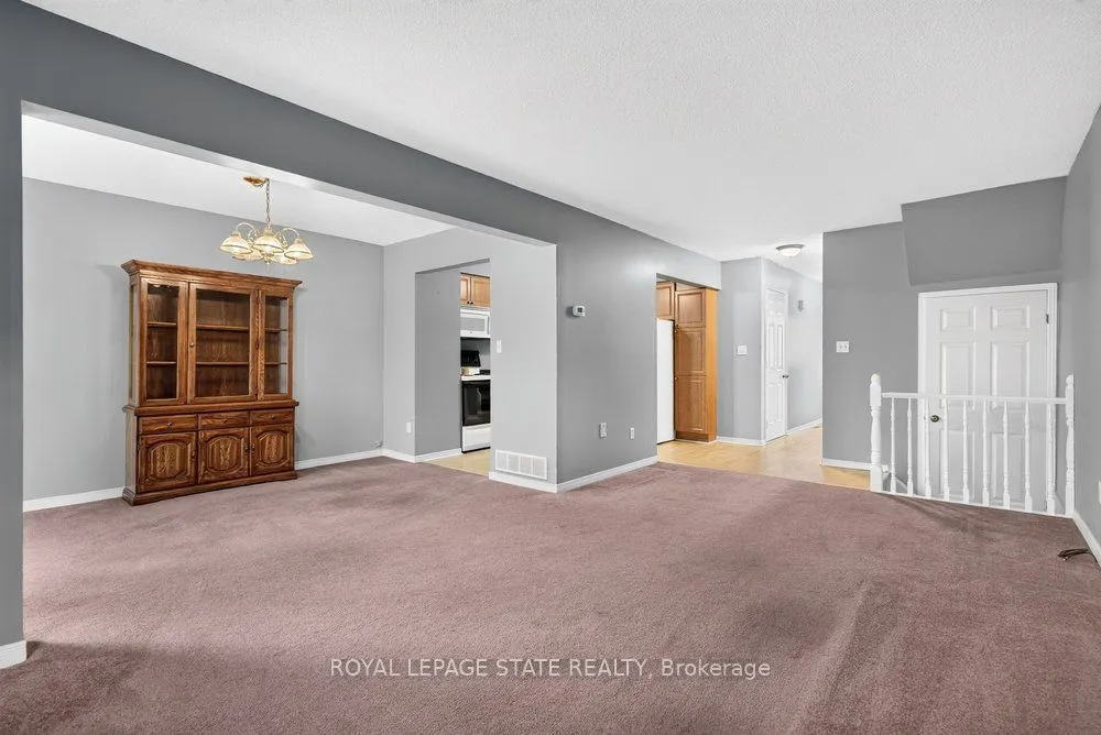 2 Royalwood Court #20