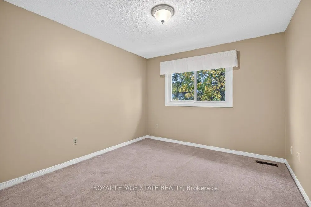 2 Royalwood Court #20