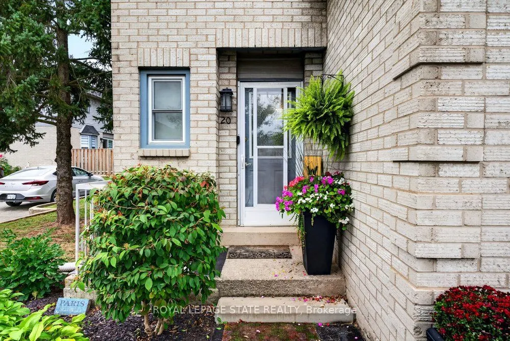 2 Royalwood Court #20