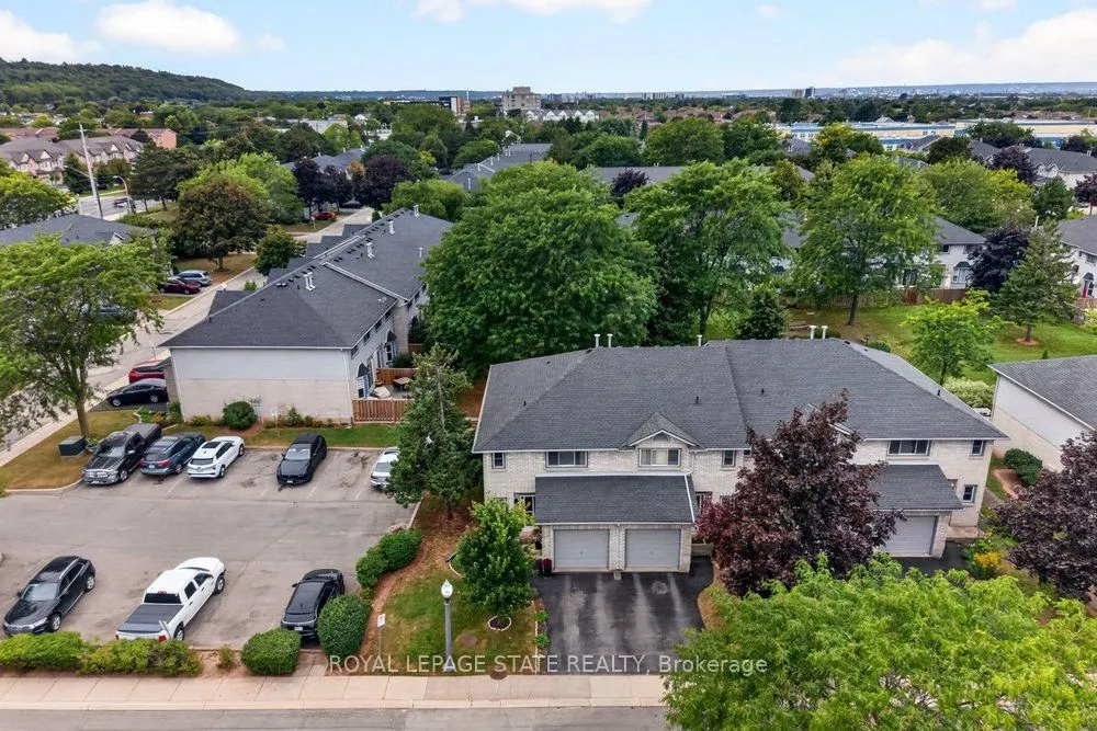 2 Royalwood Court #20