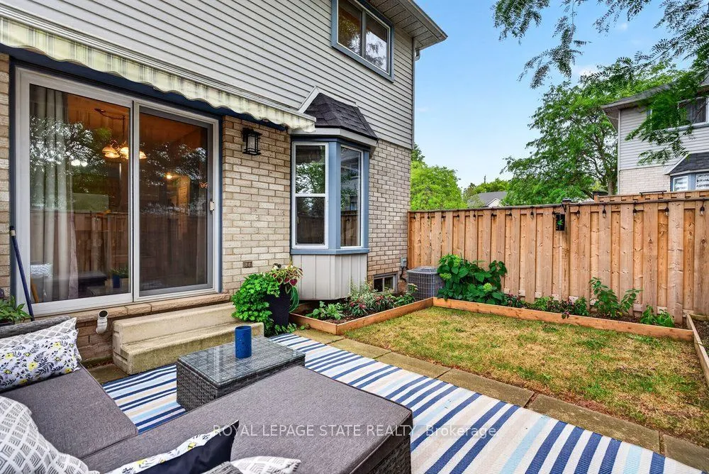 2 Royalwood Court #20