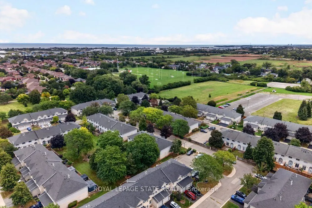 2 Royalwood Court #20