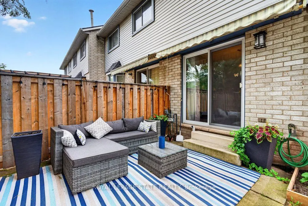 2 Royalwood Court #20