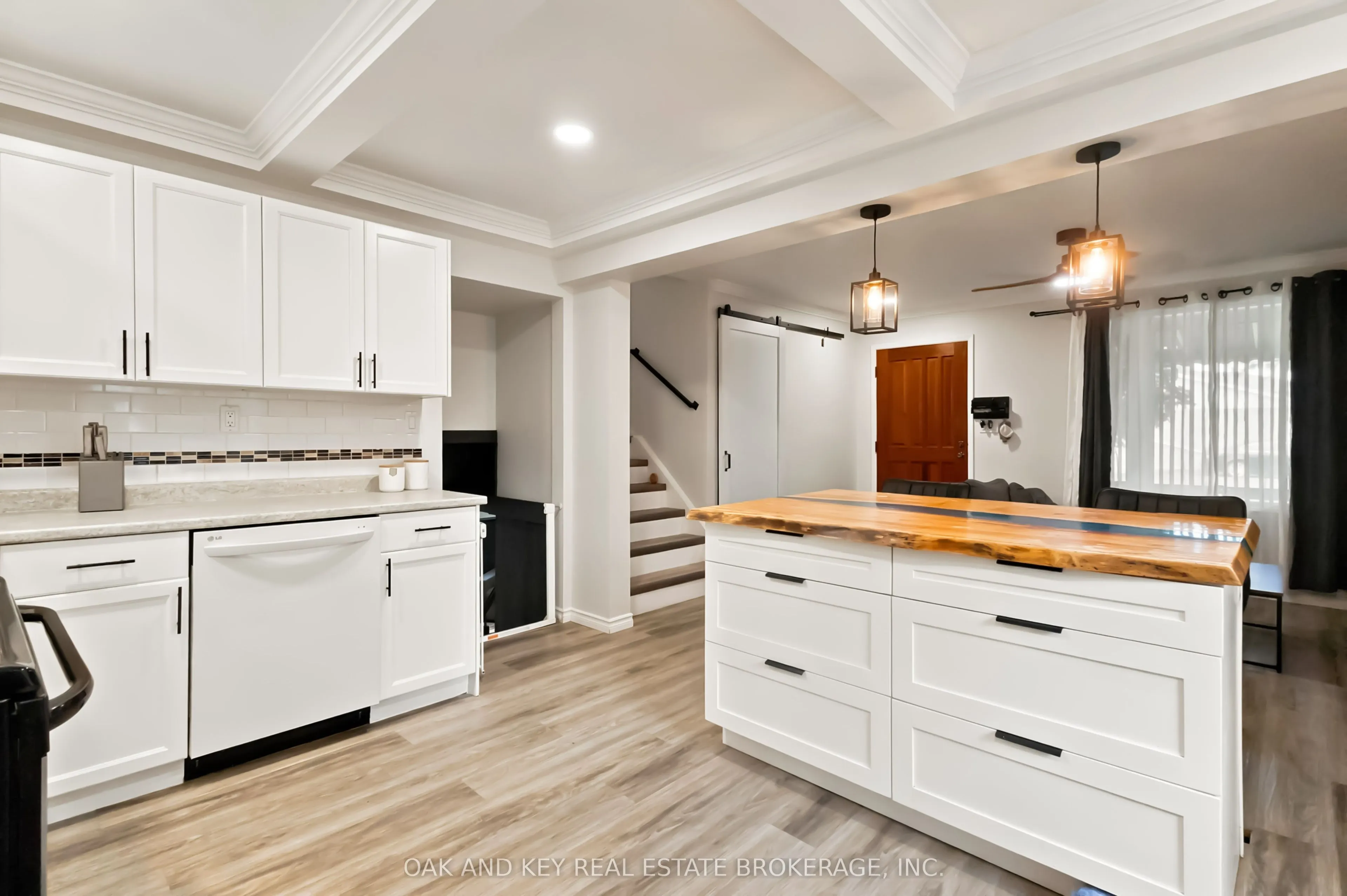 1 Vanier Place