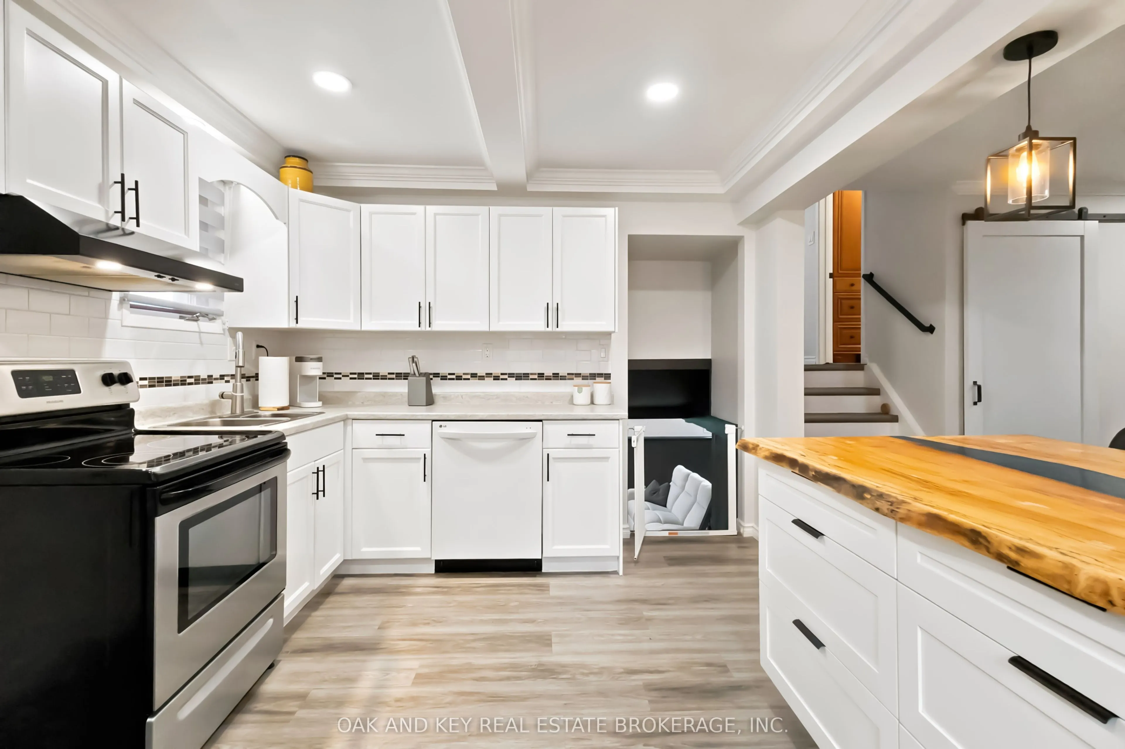 1 Vanier Place