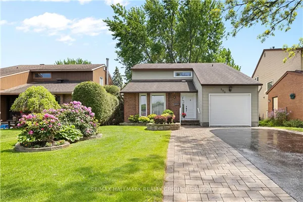890 Beauclaire Drive