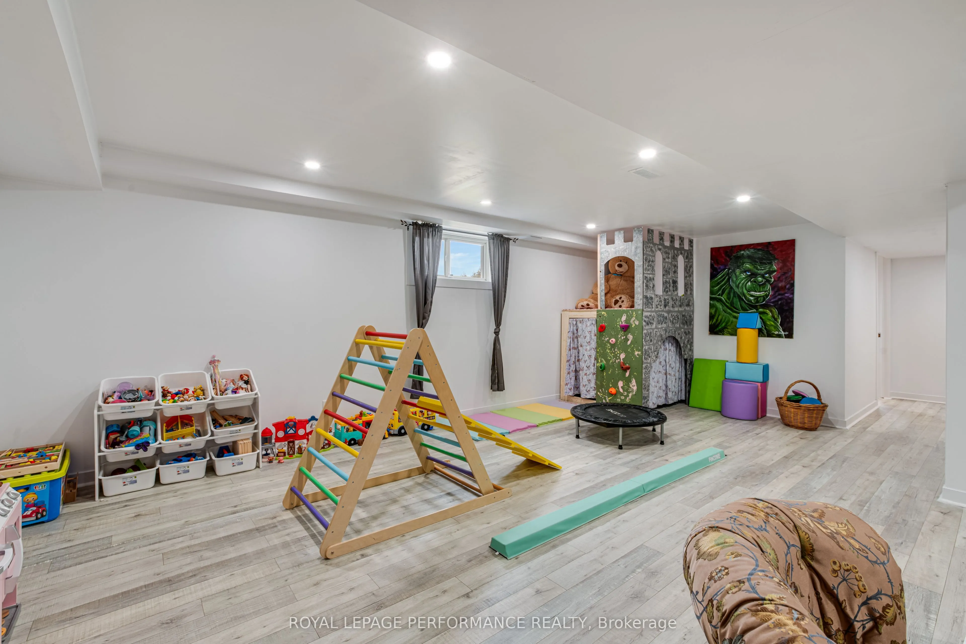 1890 cassburn Road