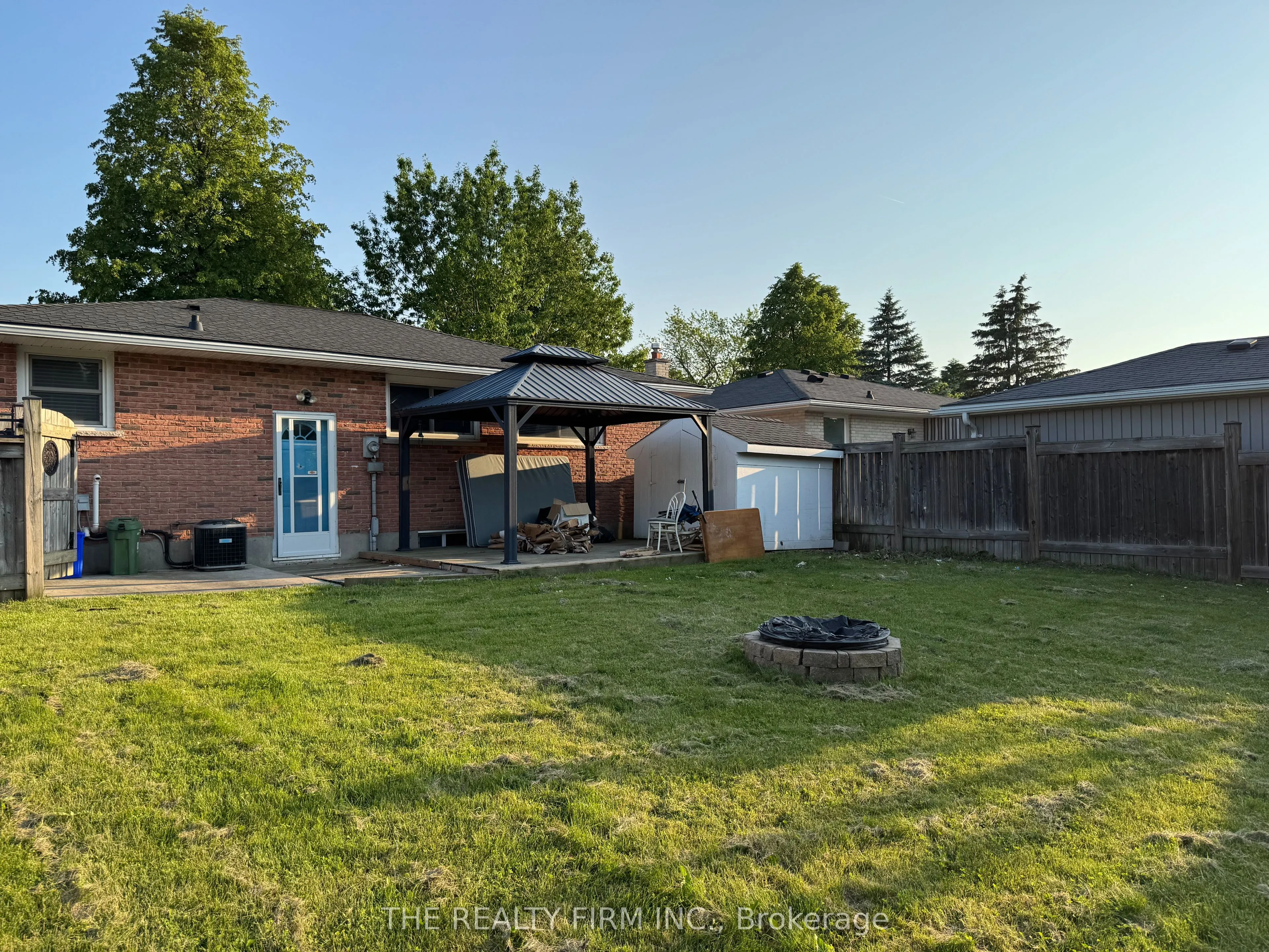 22 Archer Crescent
