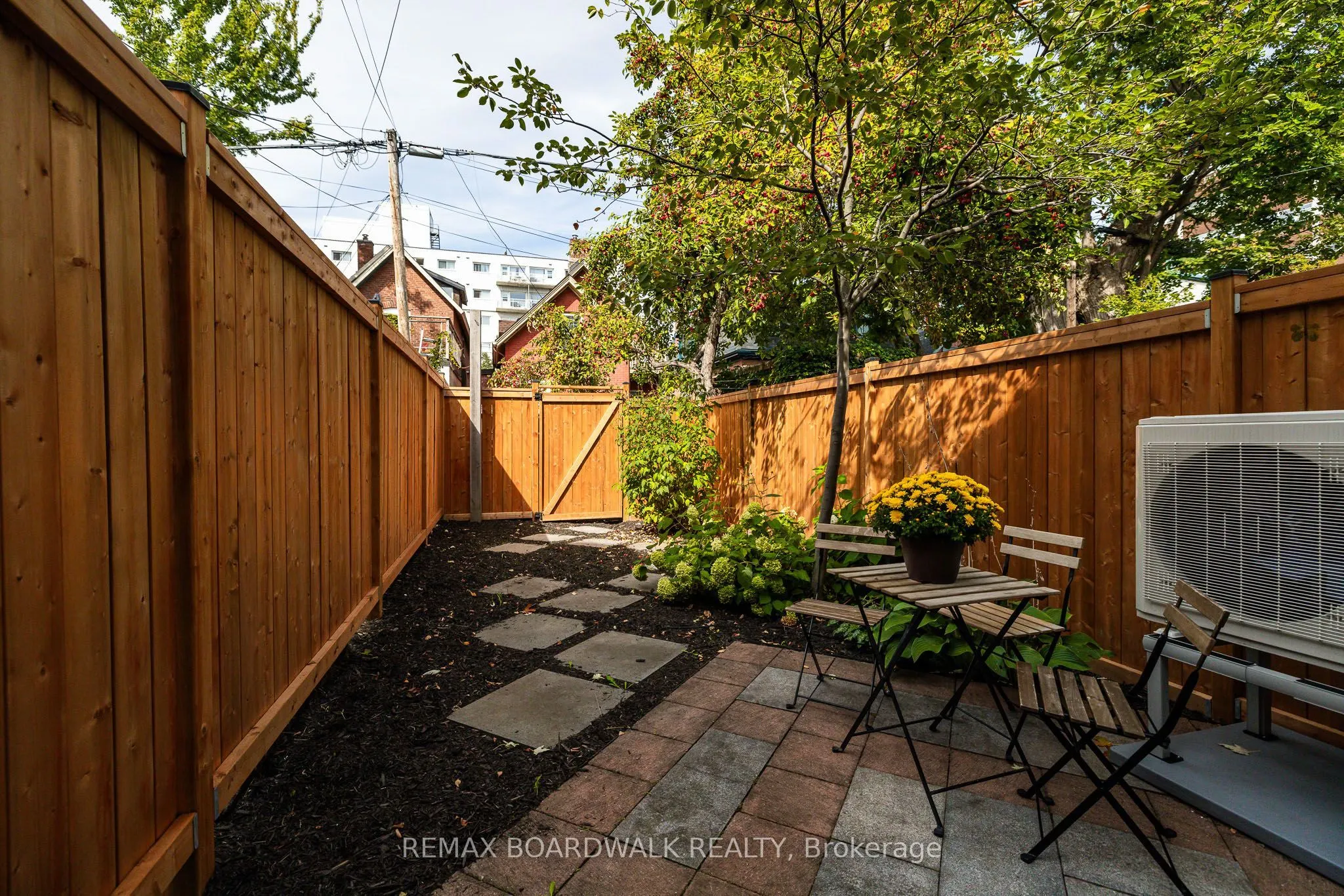239 Wilbrod Street