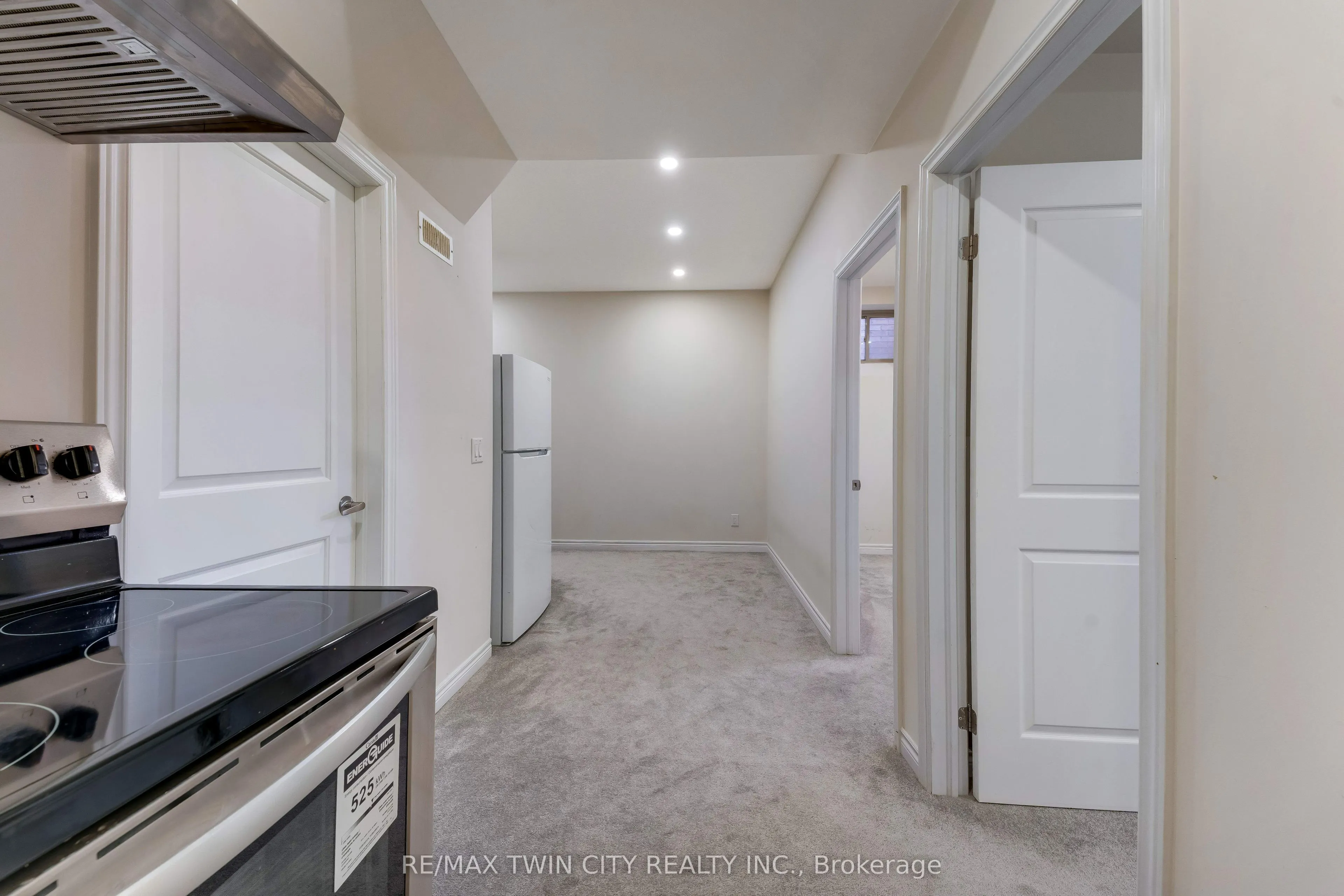 106 HALDIMAND Street