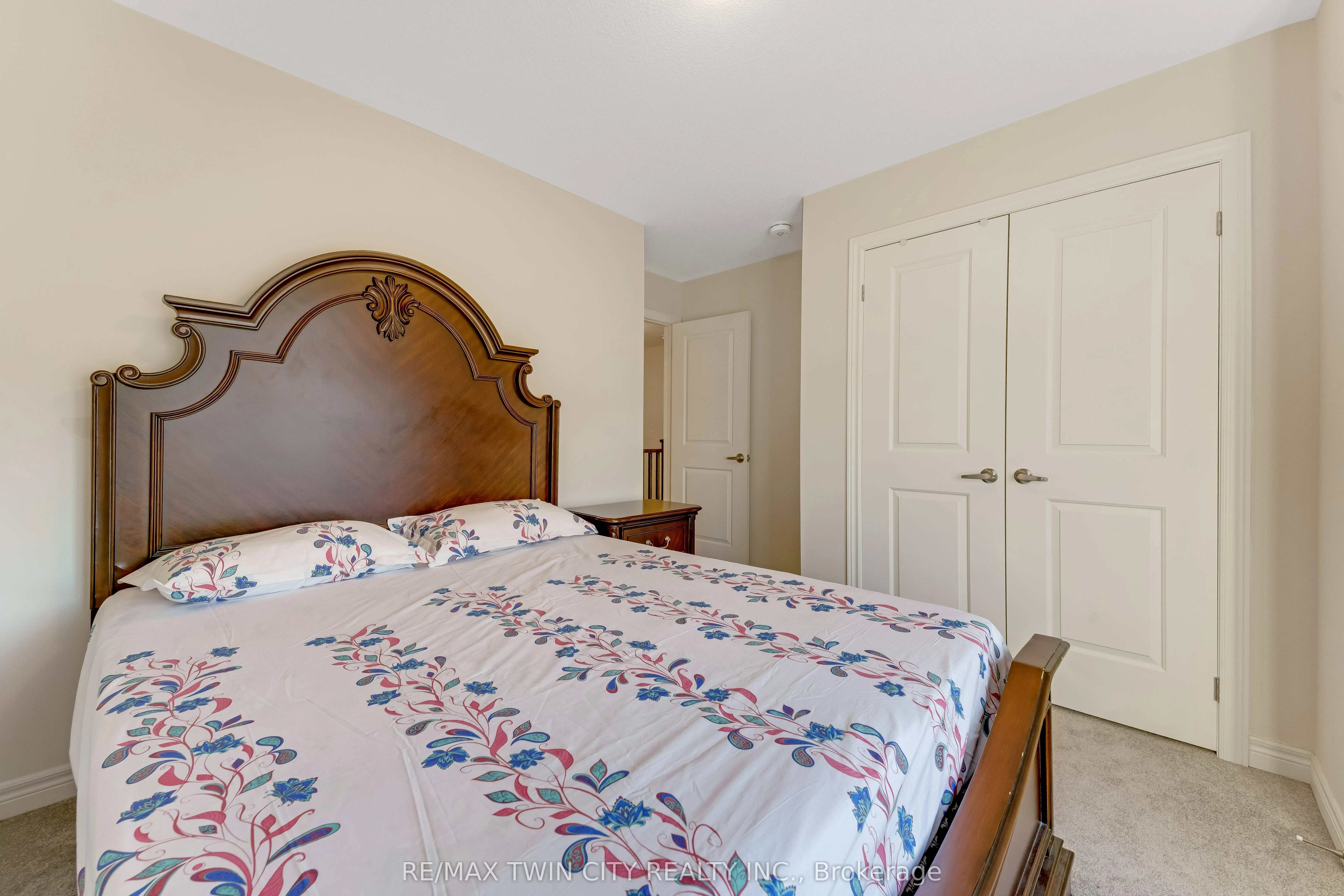 106 HALDIMAND Street