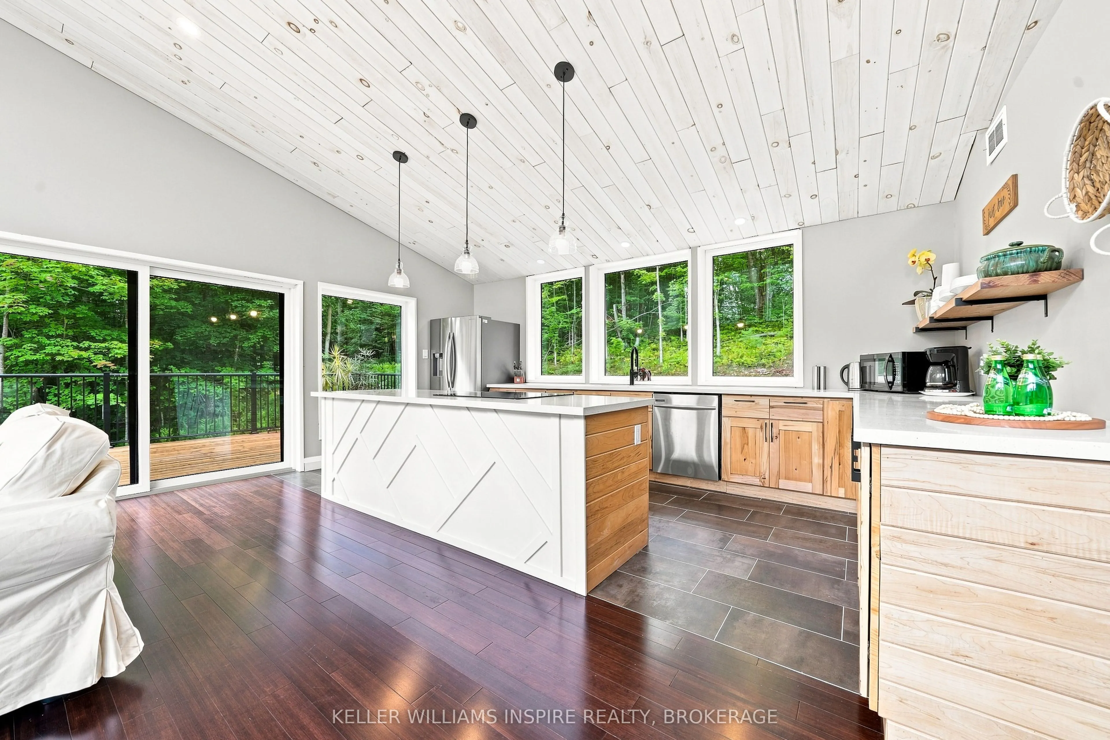 866 Godolphin Road