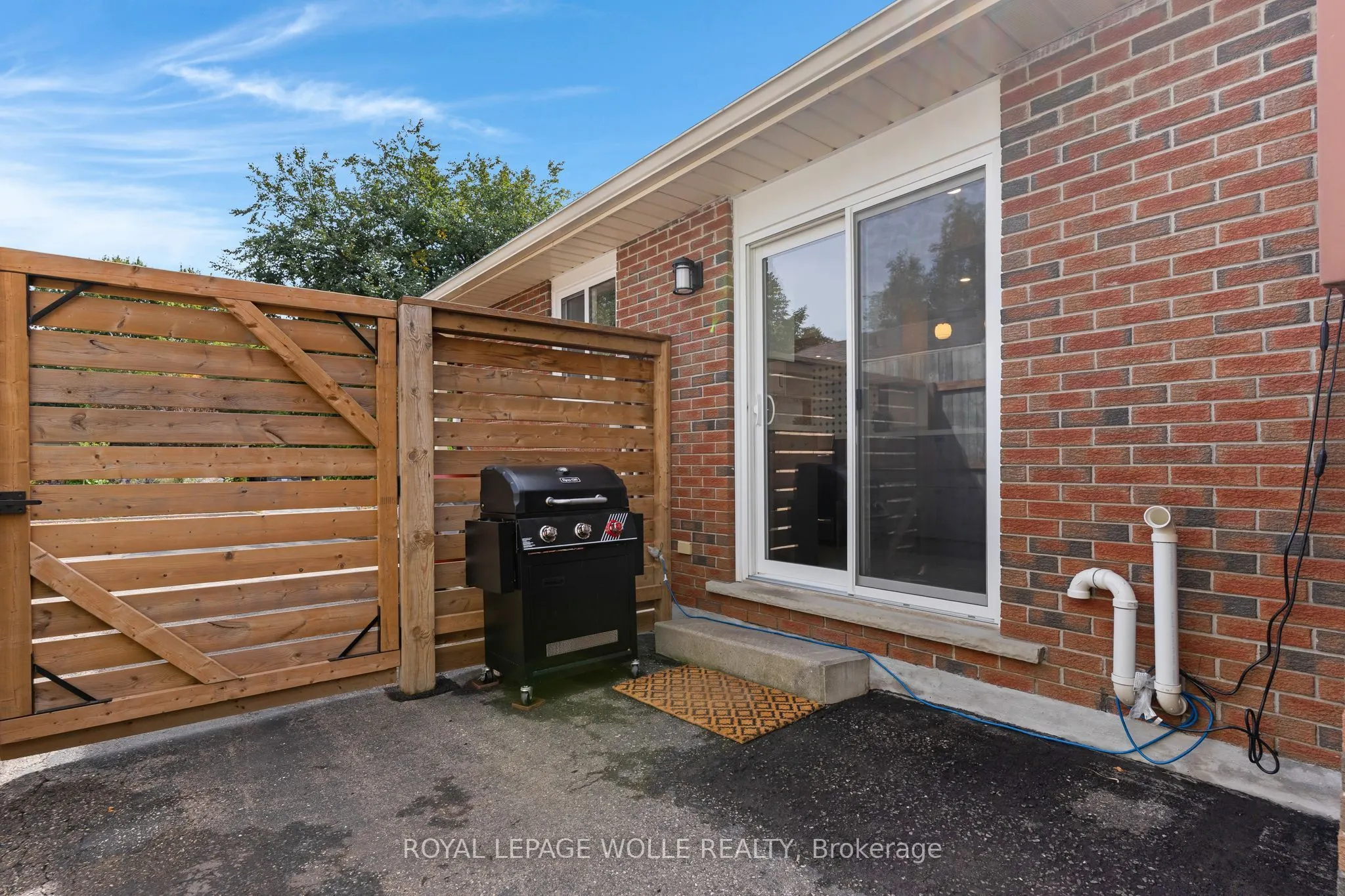 477 Kingscourt Drive #B