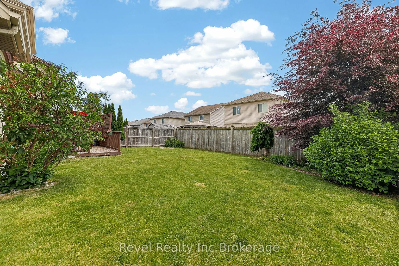 762 Frontenac Crescent