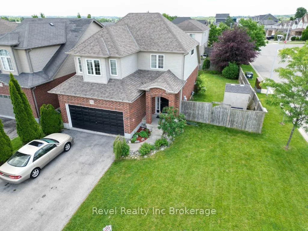 762 Frontenac Crescent