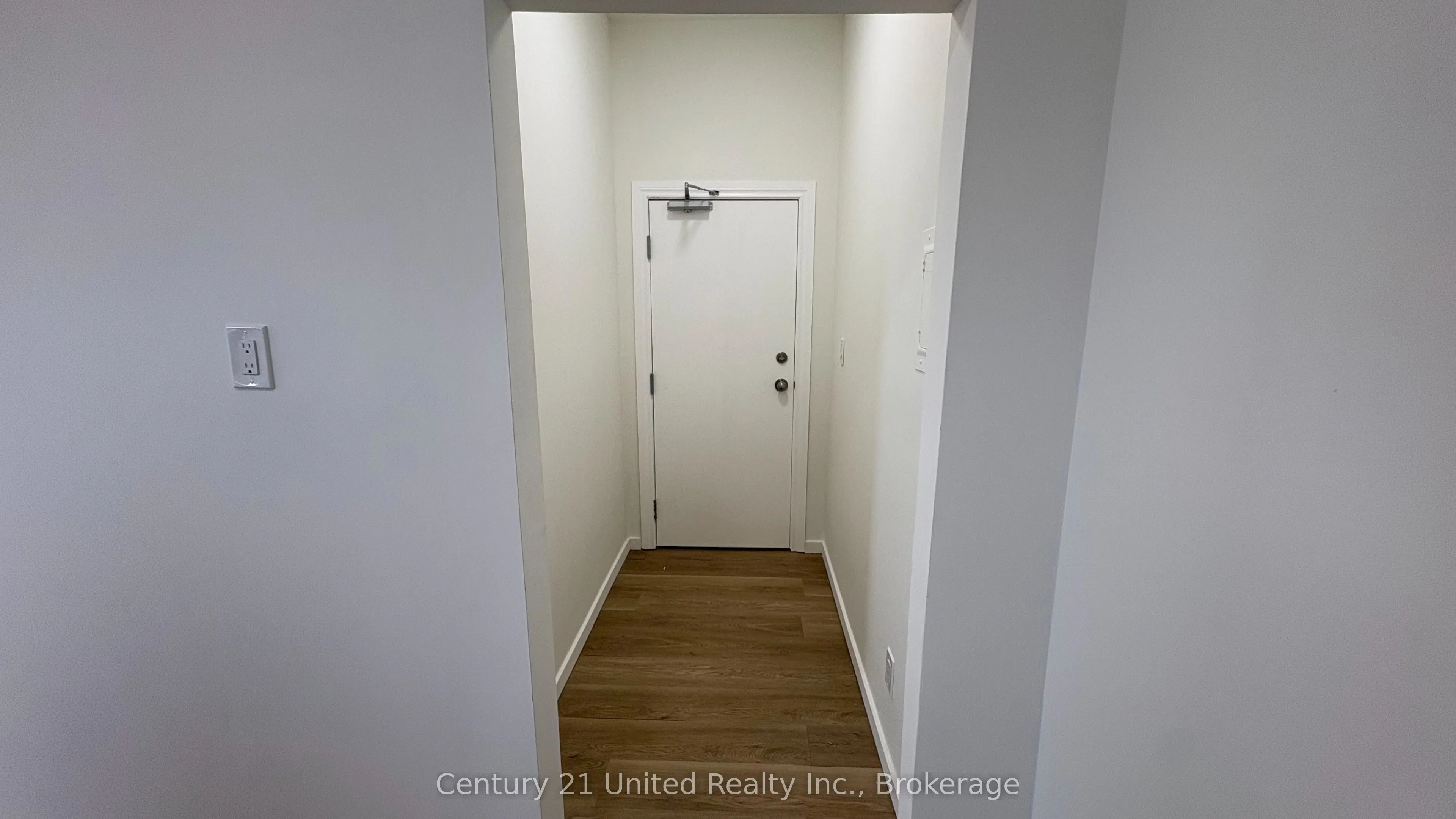 172.5 Hunter Street W #9
