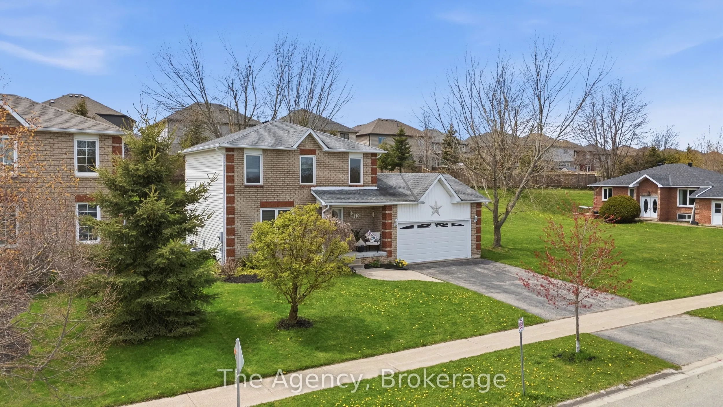 110 Leeson Street S