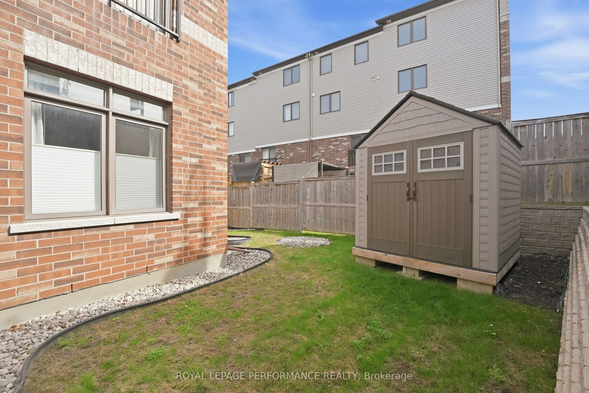 275 Eric Czapnik Way