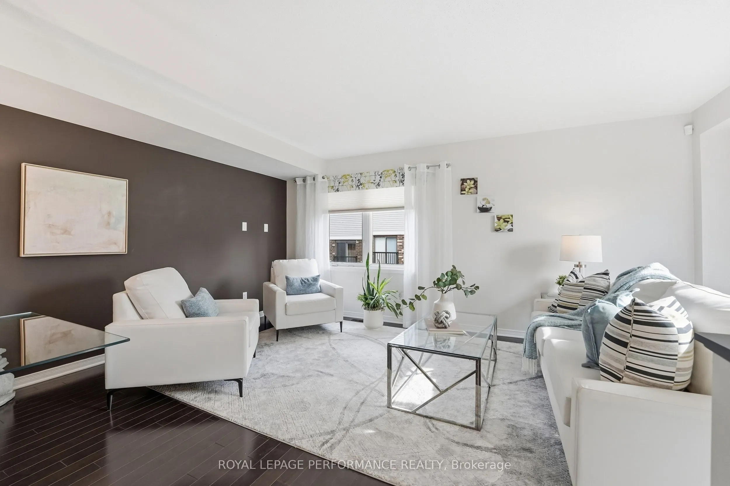 275 Eric Czapnik Way