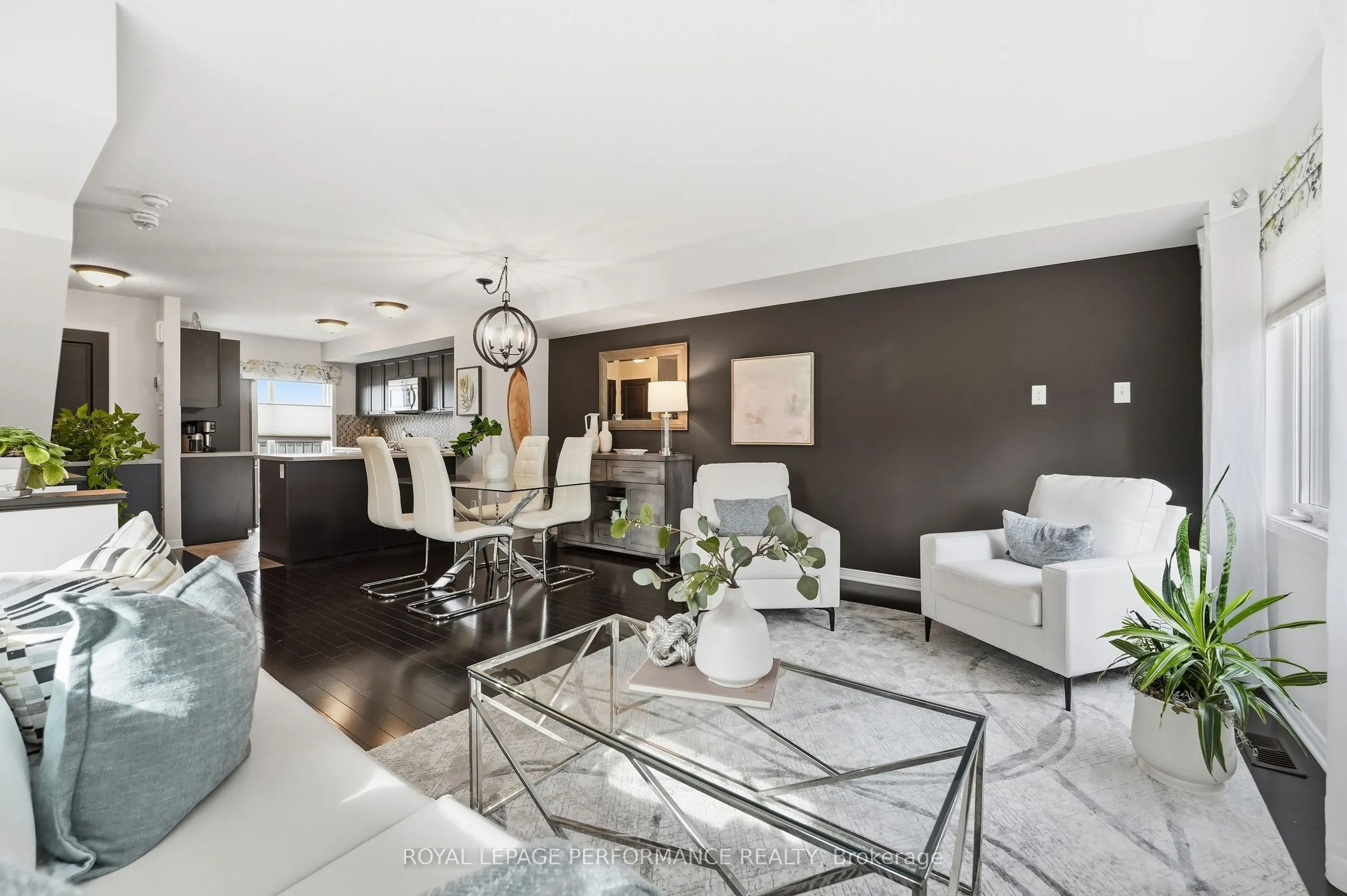 275 Eric Czapnik Way