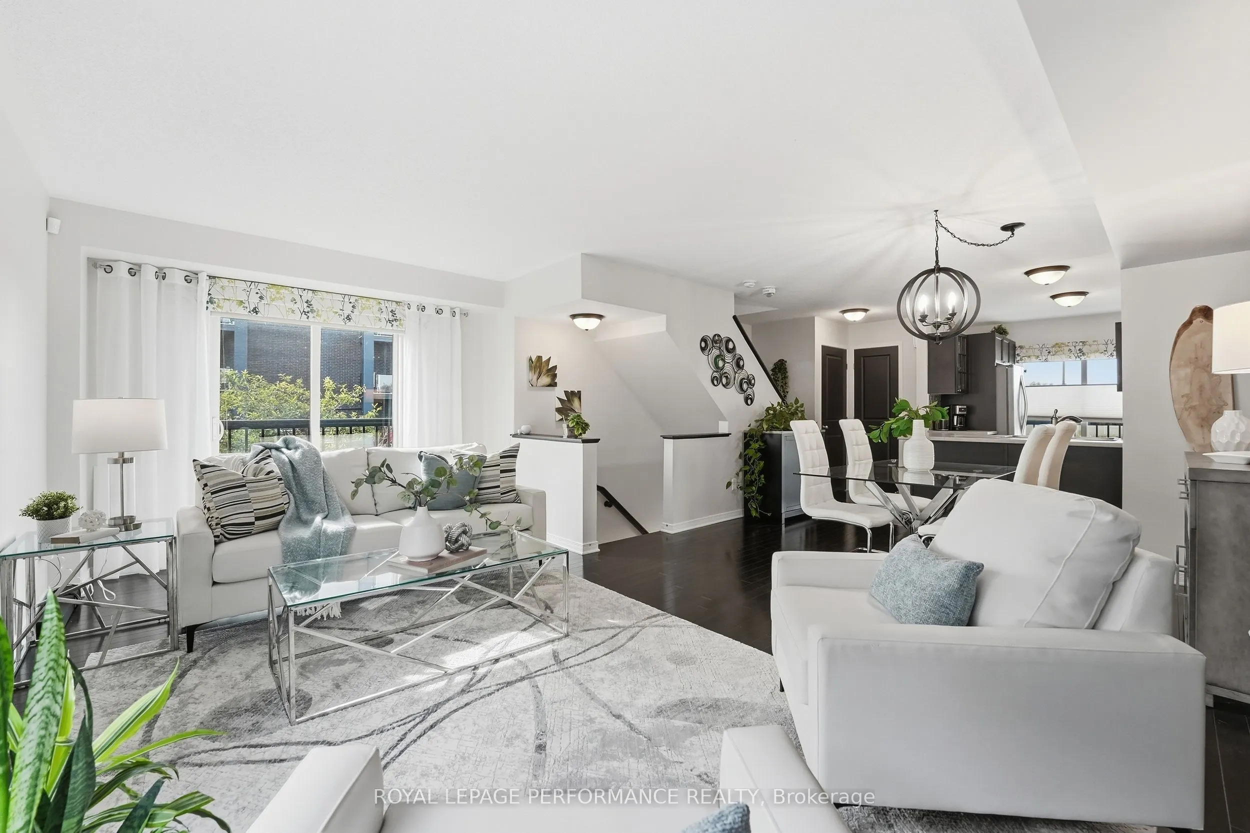 275 Eric Czapnik Way