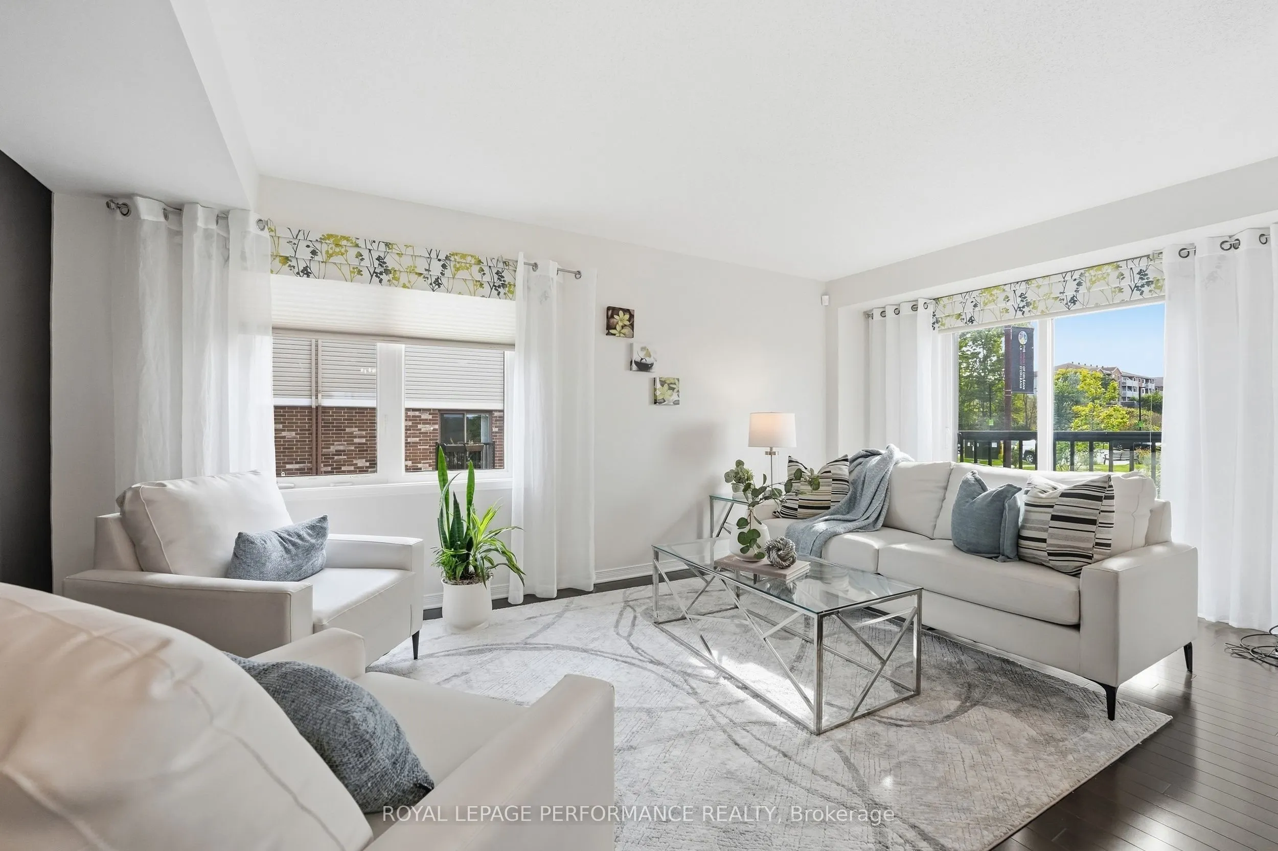 275 Eric Czapnik Way