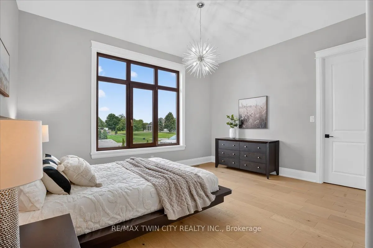670 Bishopsgate Road #8