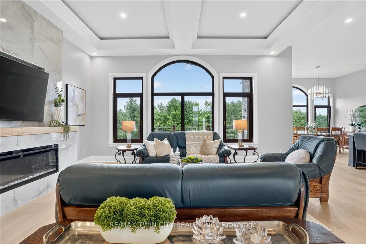 670 Bishopsgate Road #8