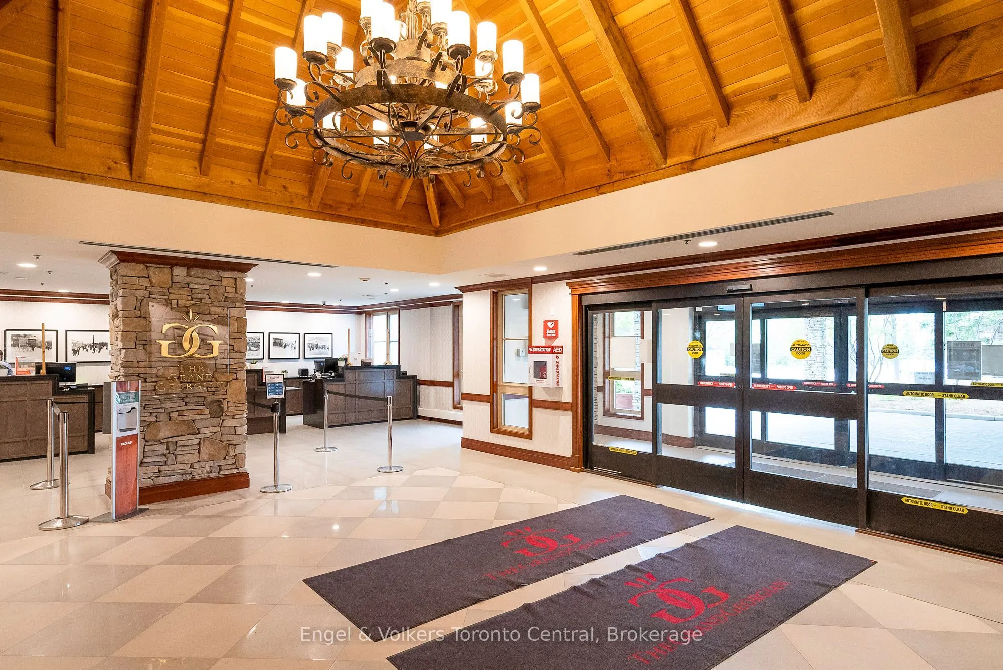 156 Jozo Weider Boulevard #322