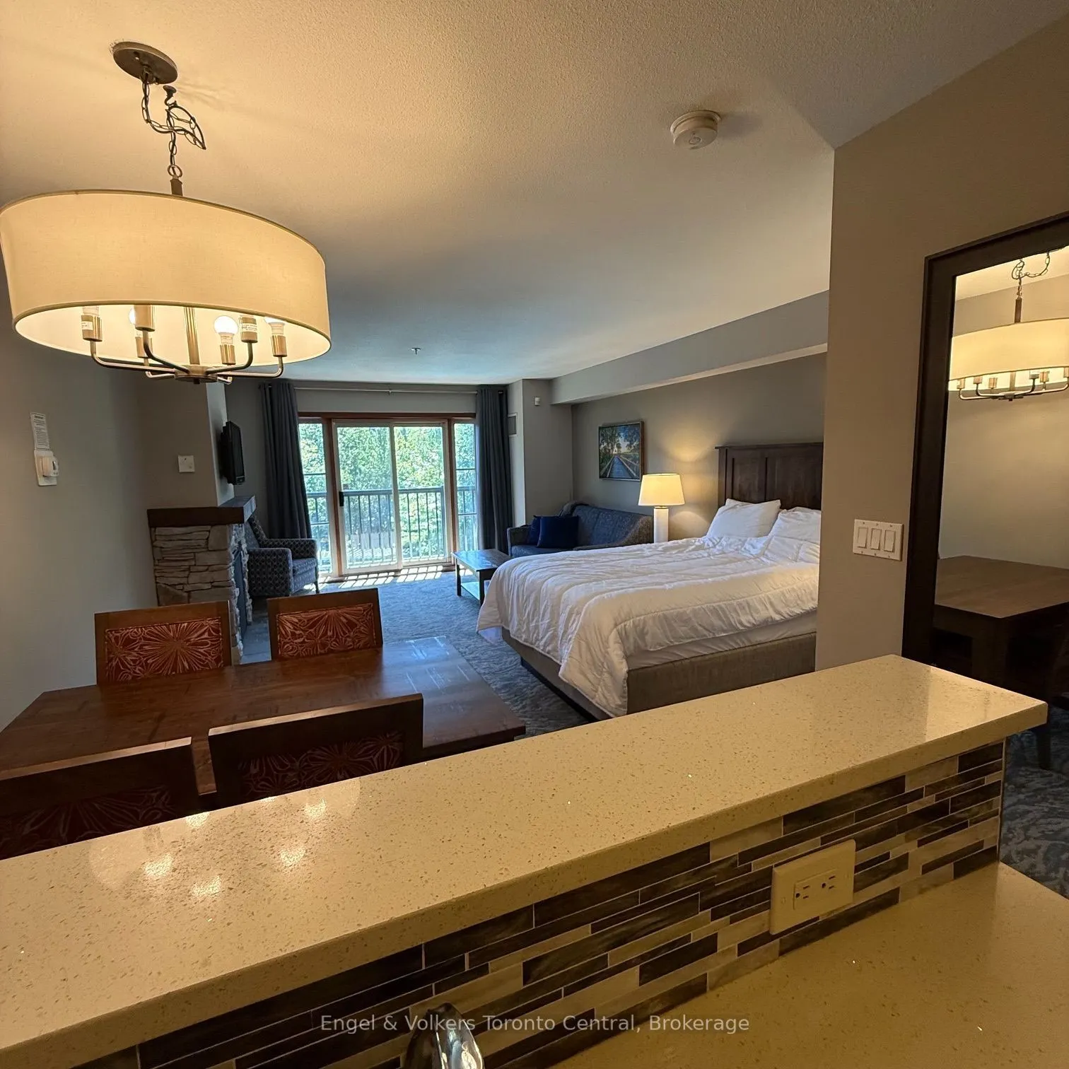 156 Jozo Weider Boulevard #322