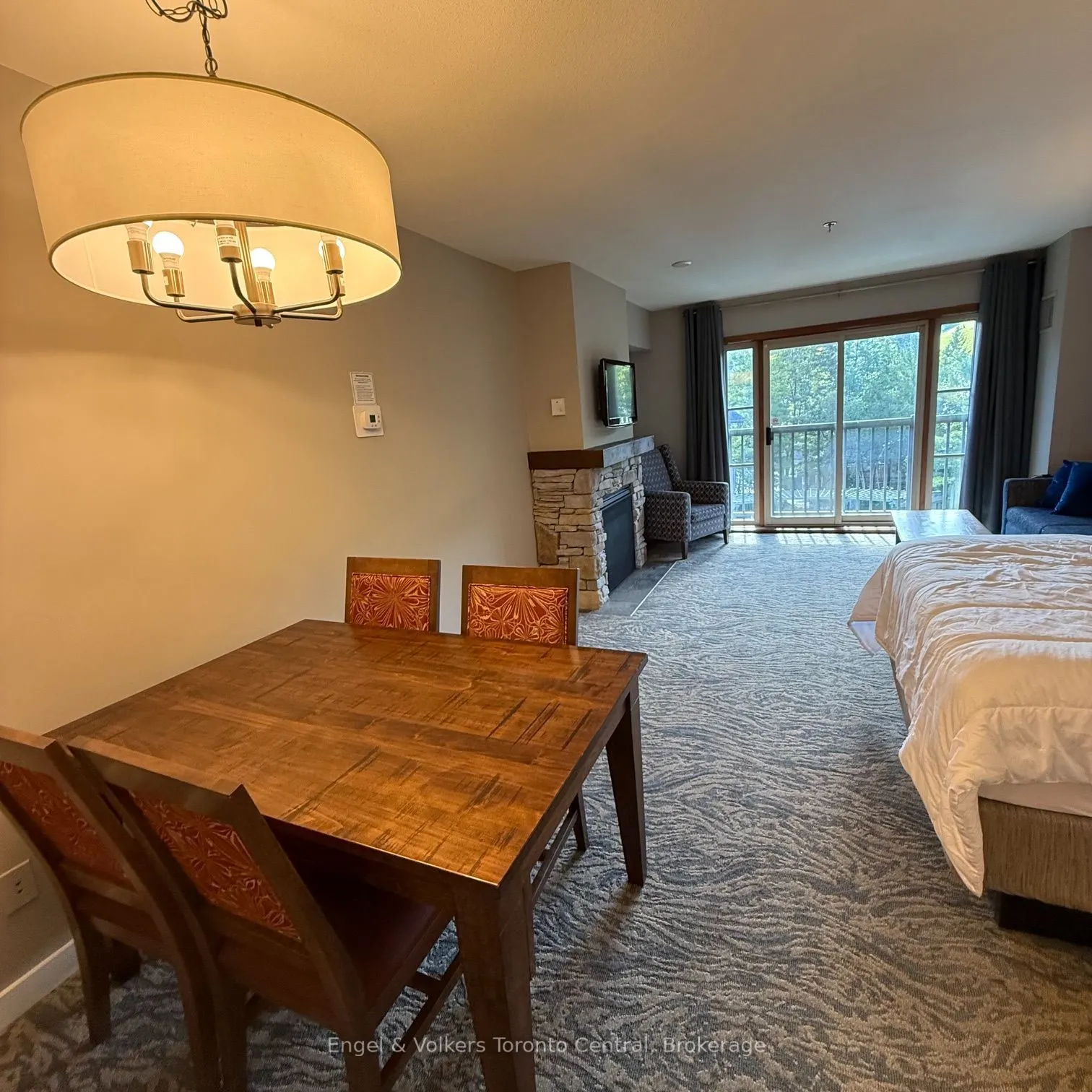 156 Jozo Weider Boulevard #322