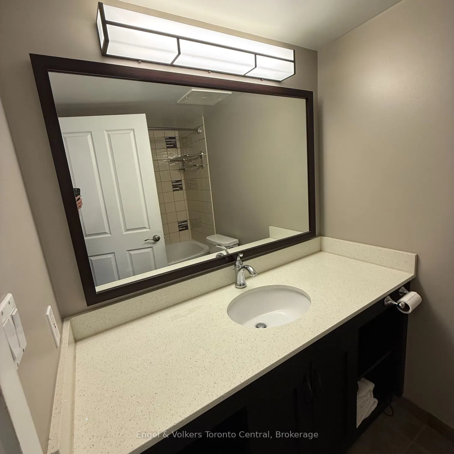 156 Jozo Weider Boulevard #322