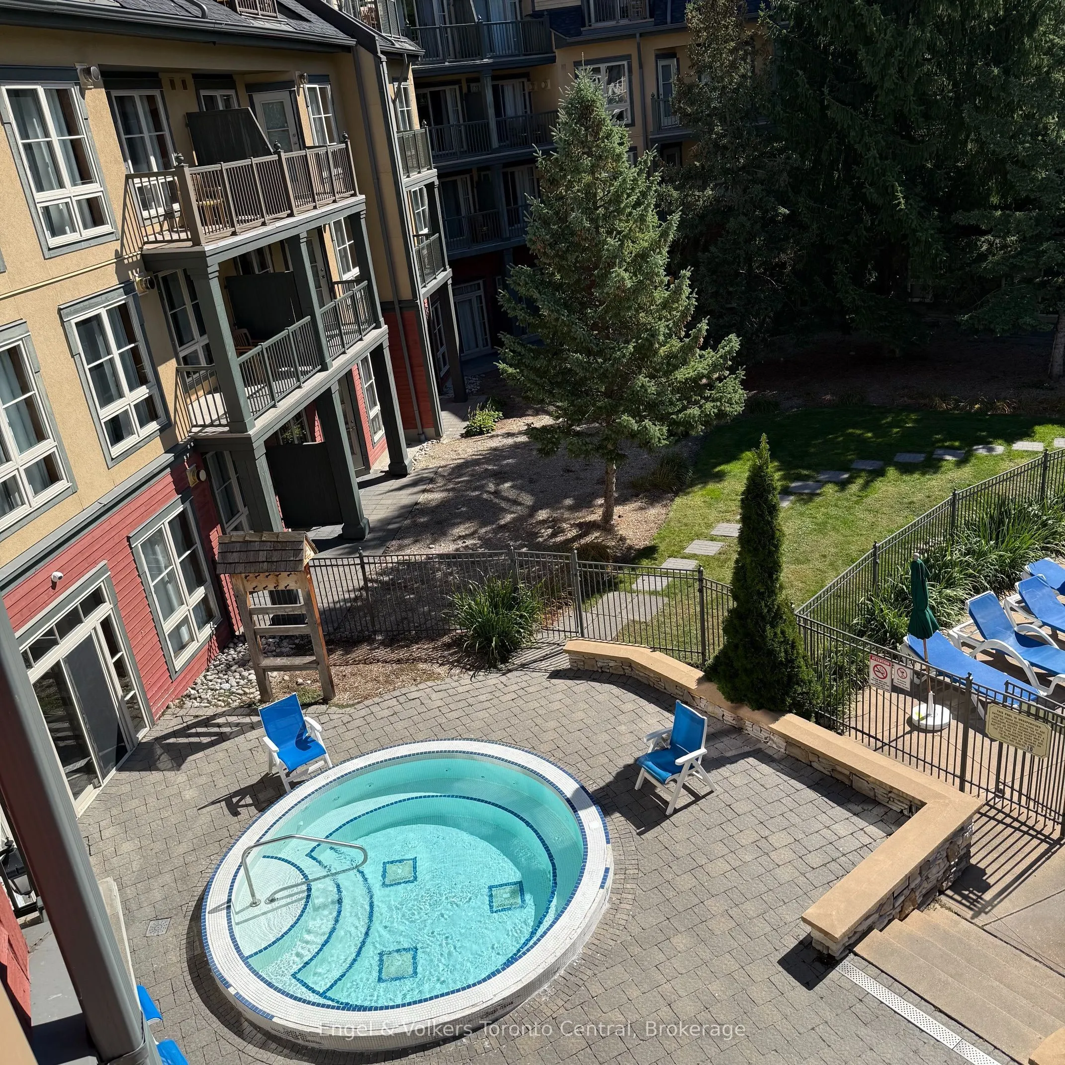 156 Jozo Weider Boulevard #322