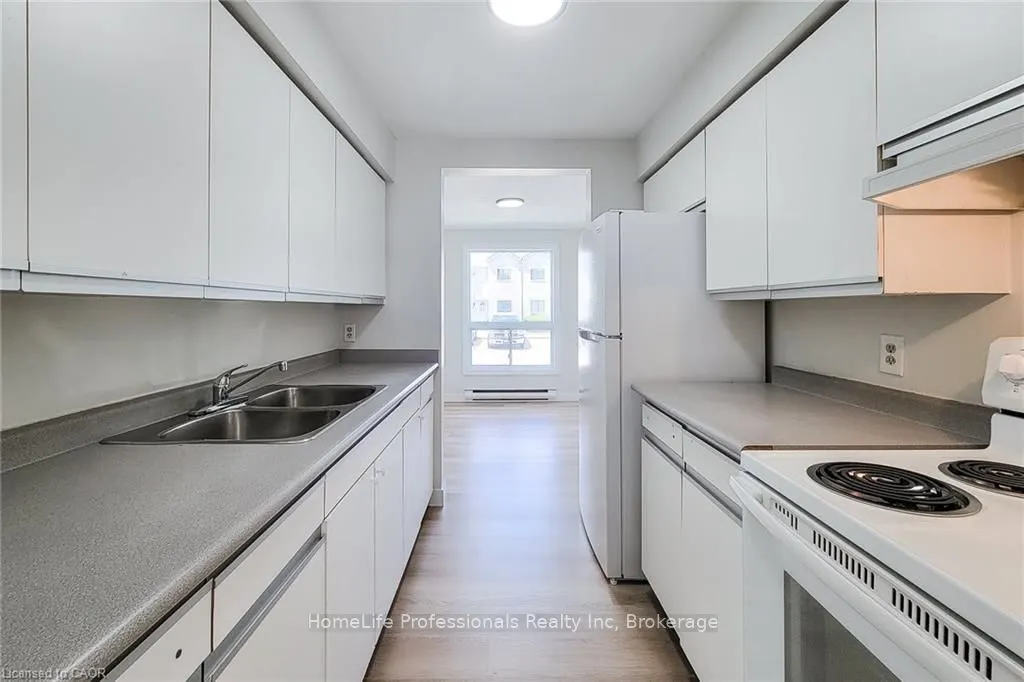 488 Grey Street #29