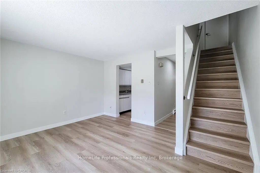 488 Grey Street #29