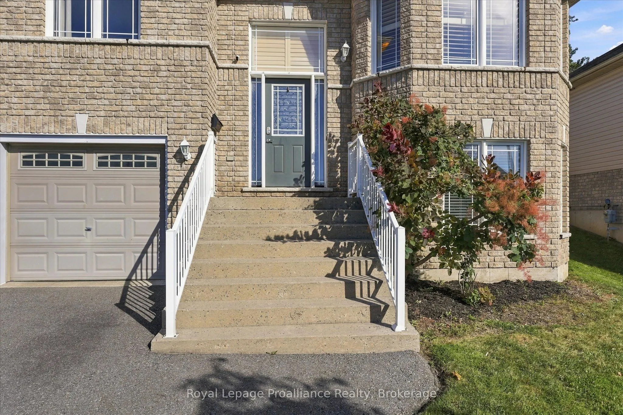82 Parcells Crescent