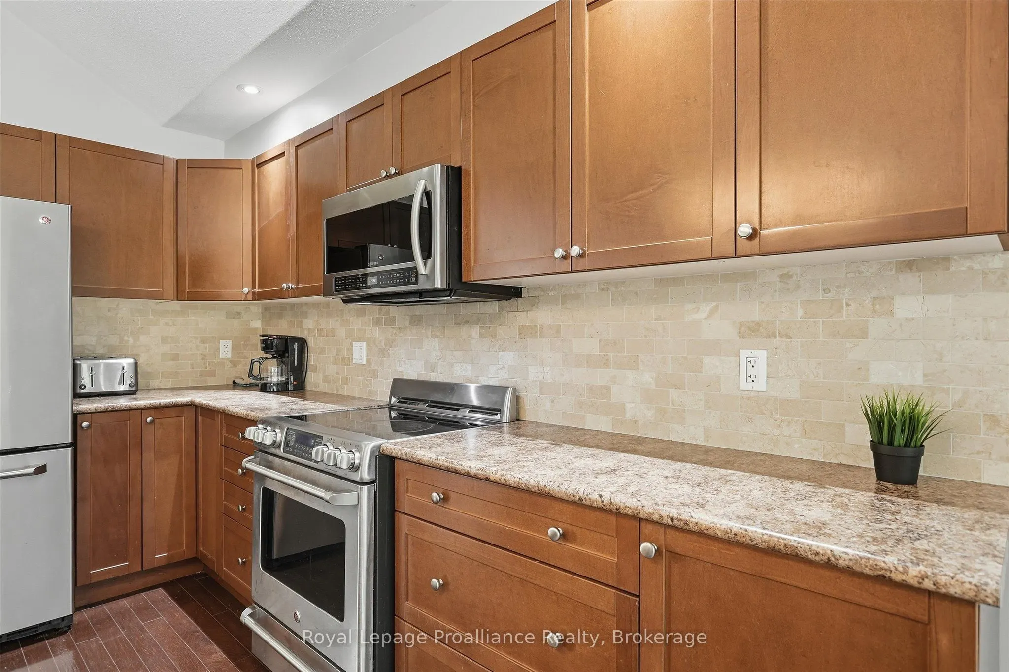 82 Parcells Crescent
