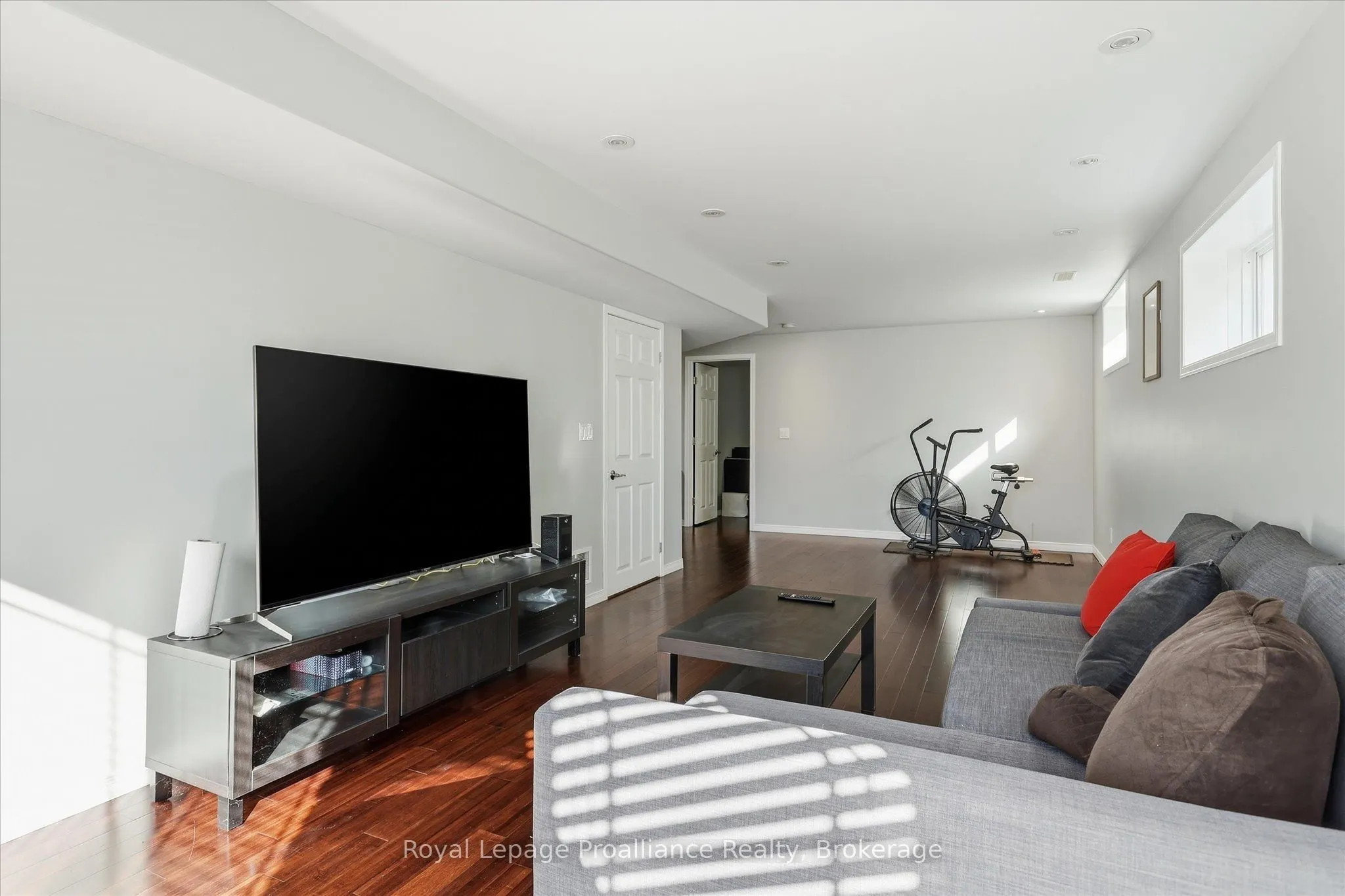 82 Parcells Crescent