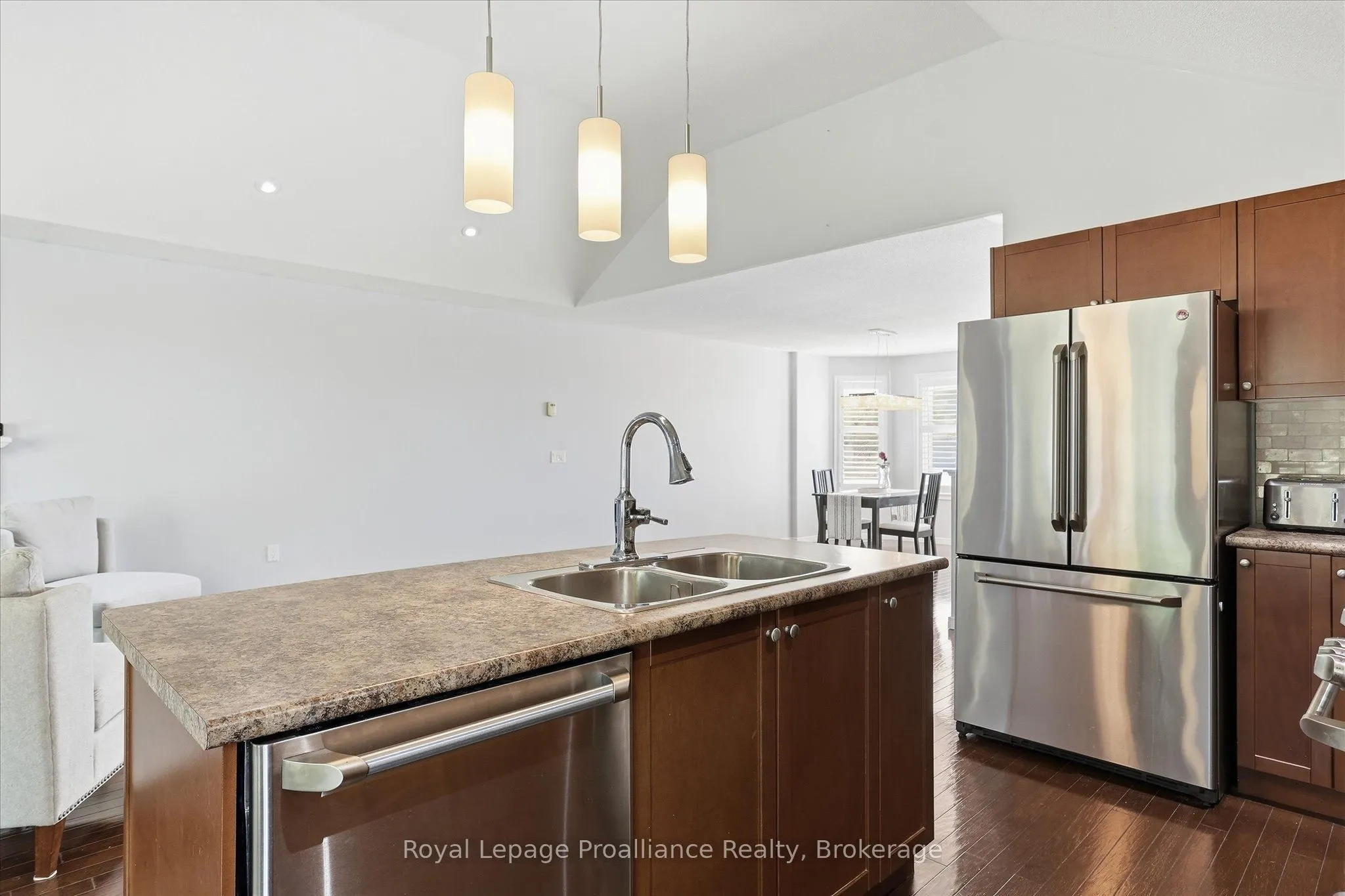 82 Parcells Crescent