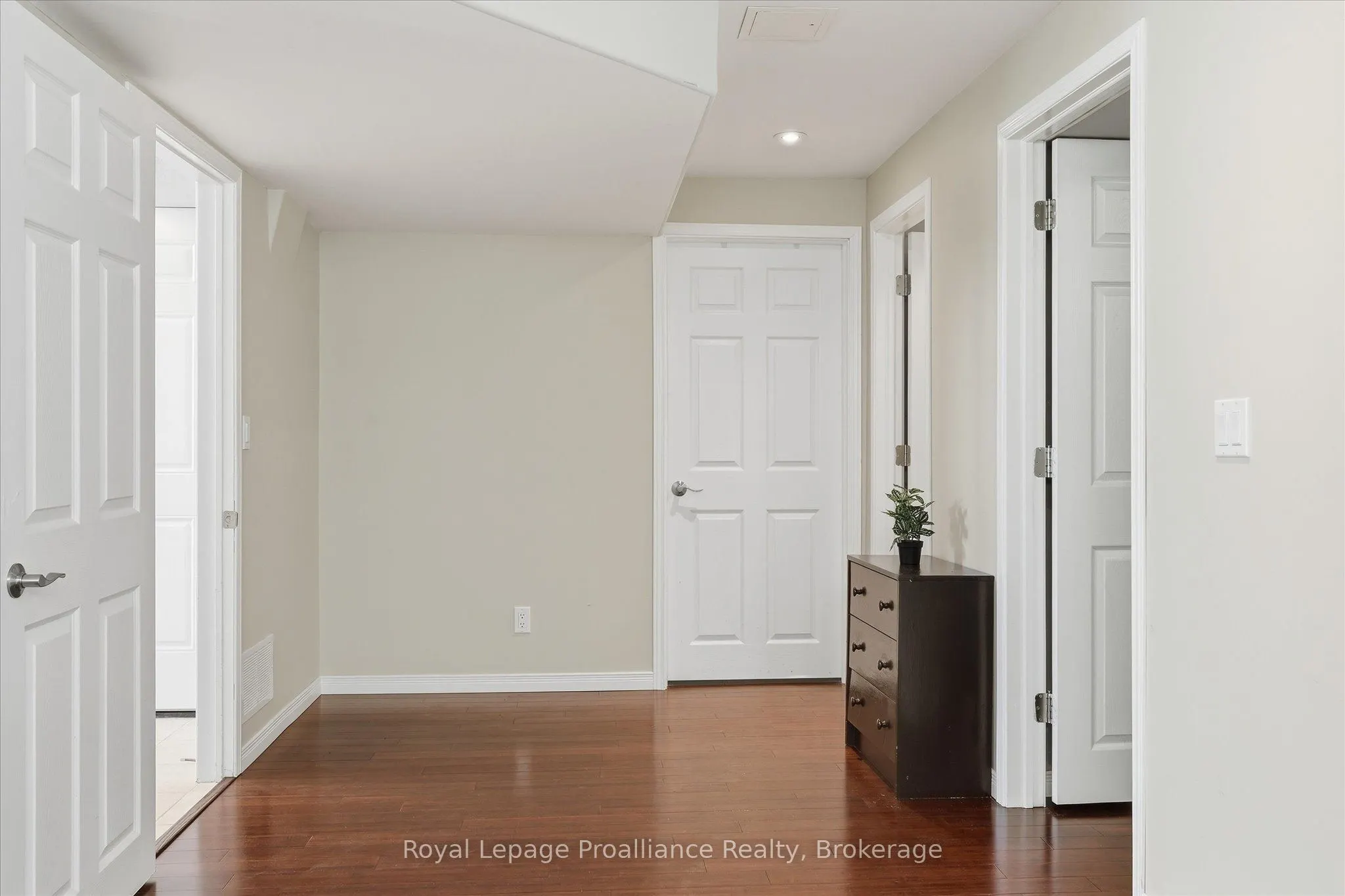82 Parcells Crescent