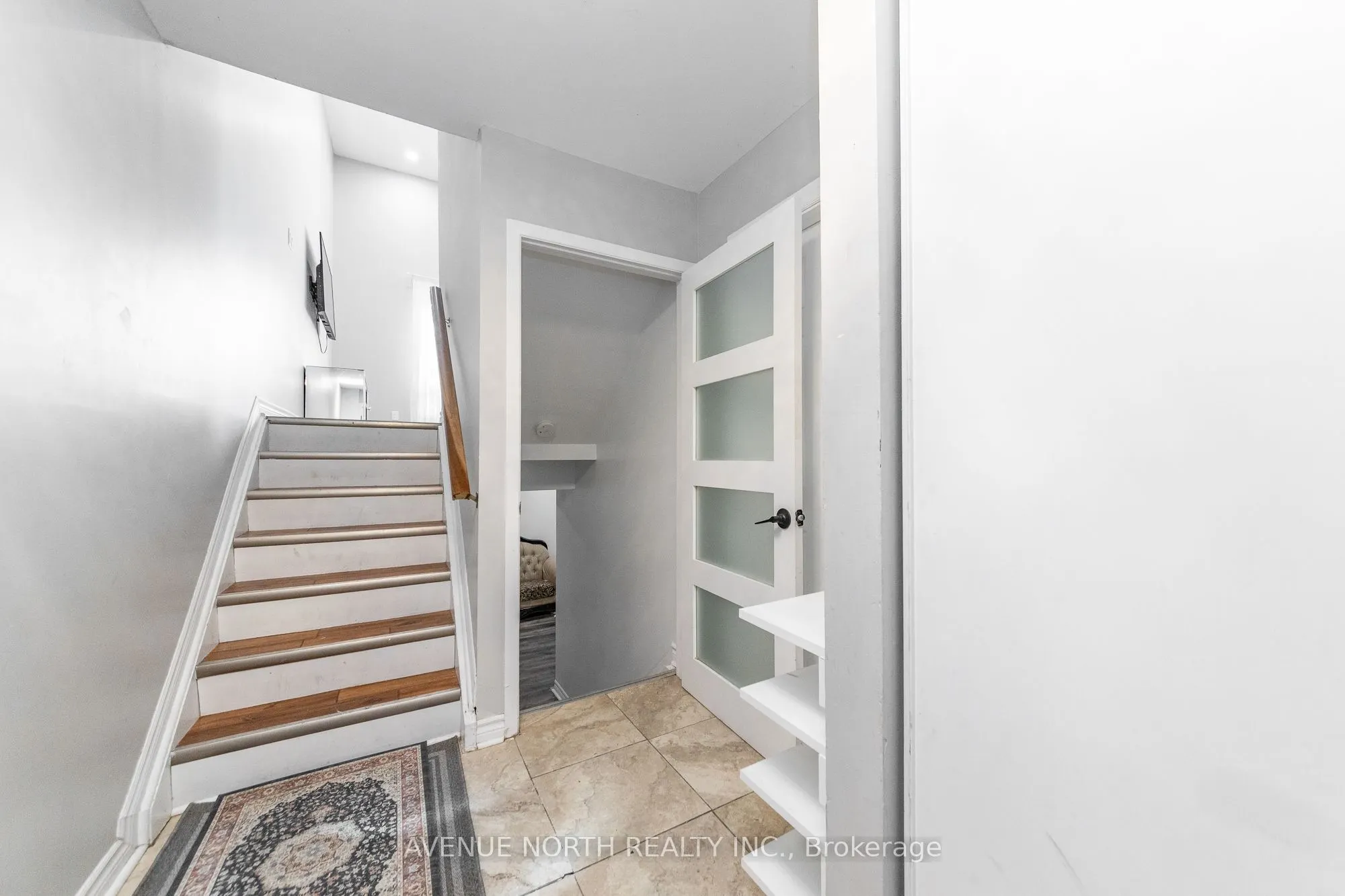 2415 Southvale Crescent #100