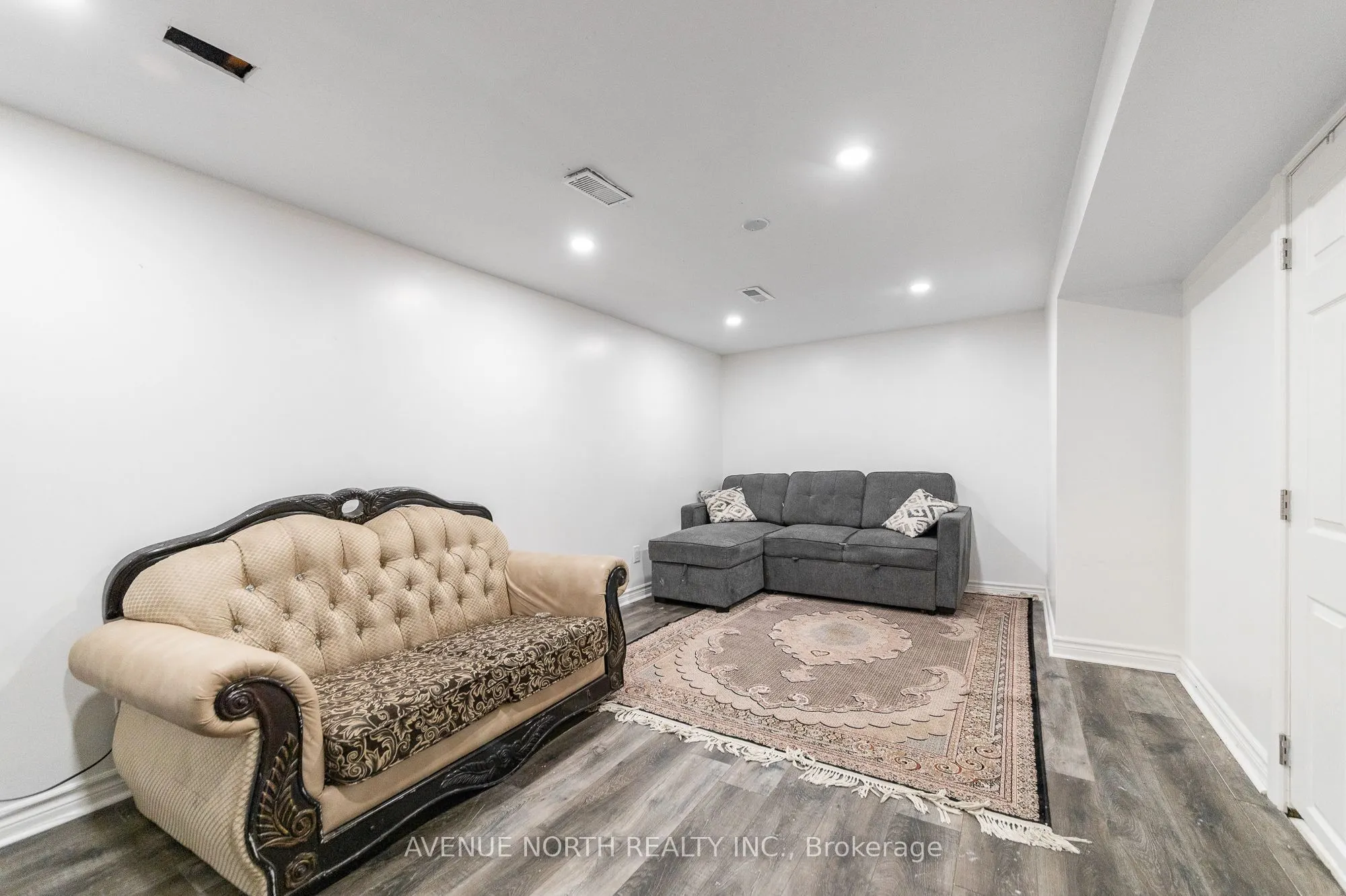 2415 Southvale Crescent #100