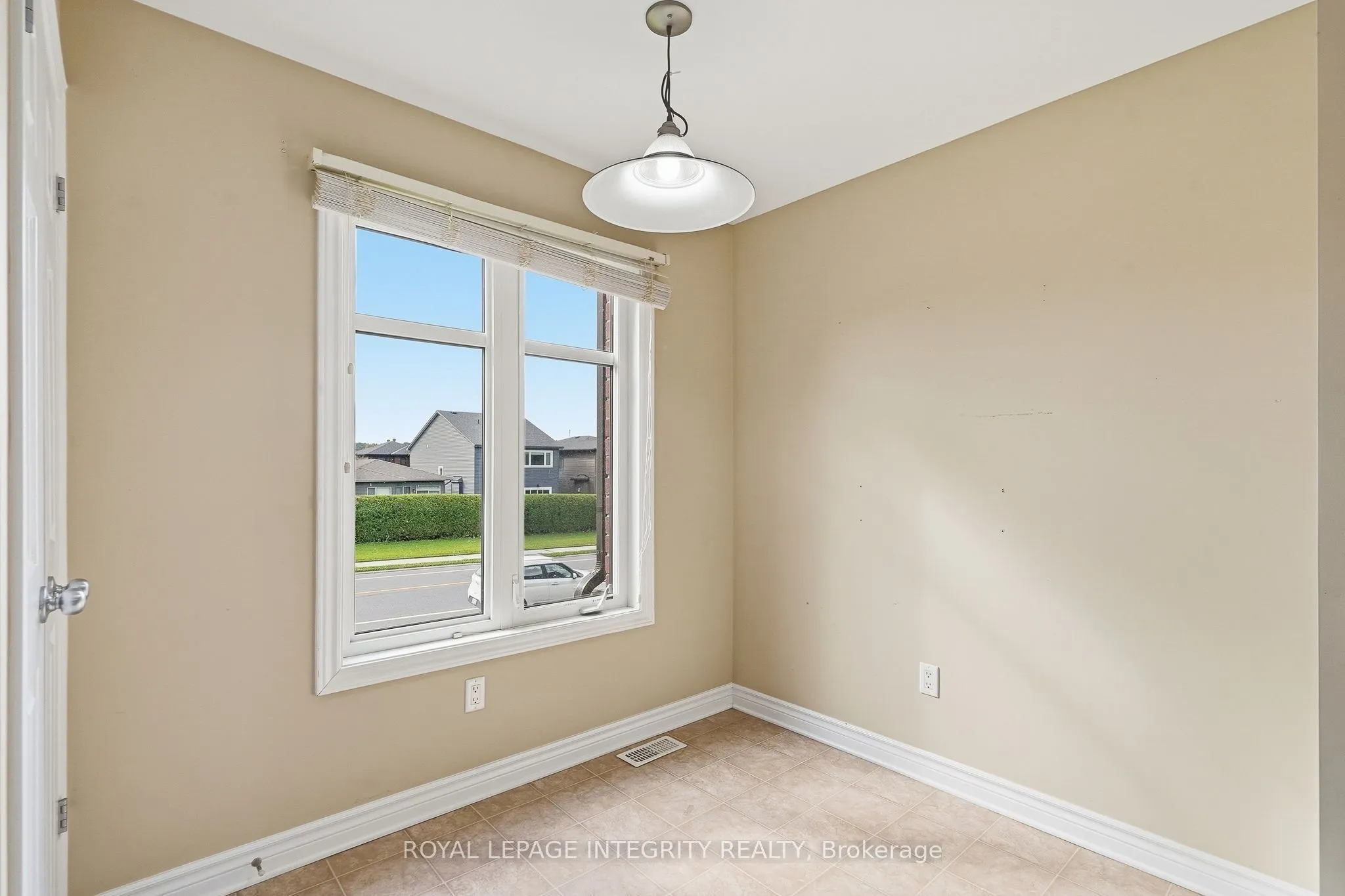1124 Docteur Corbeil Boulevard ## 5