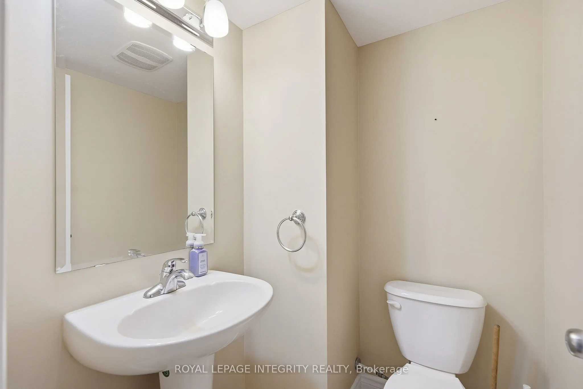 1124 Docteur Corbeil Boulevard ## 5