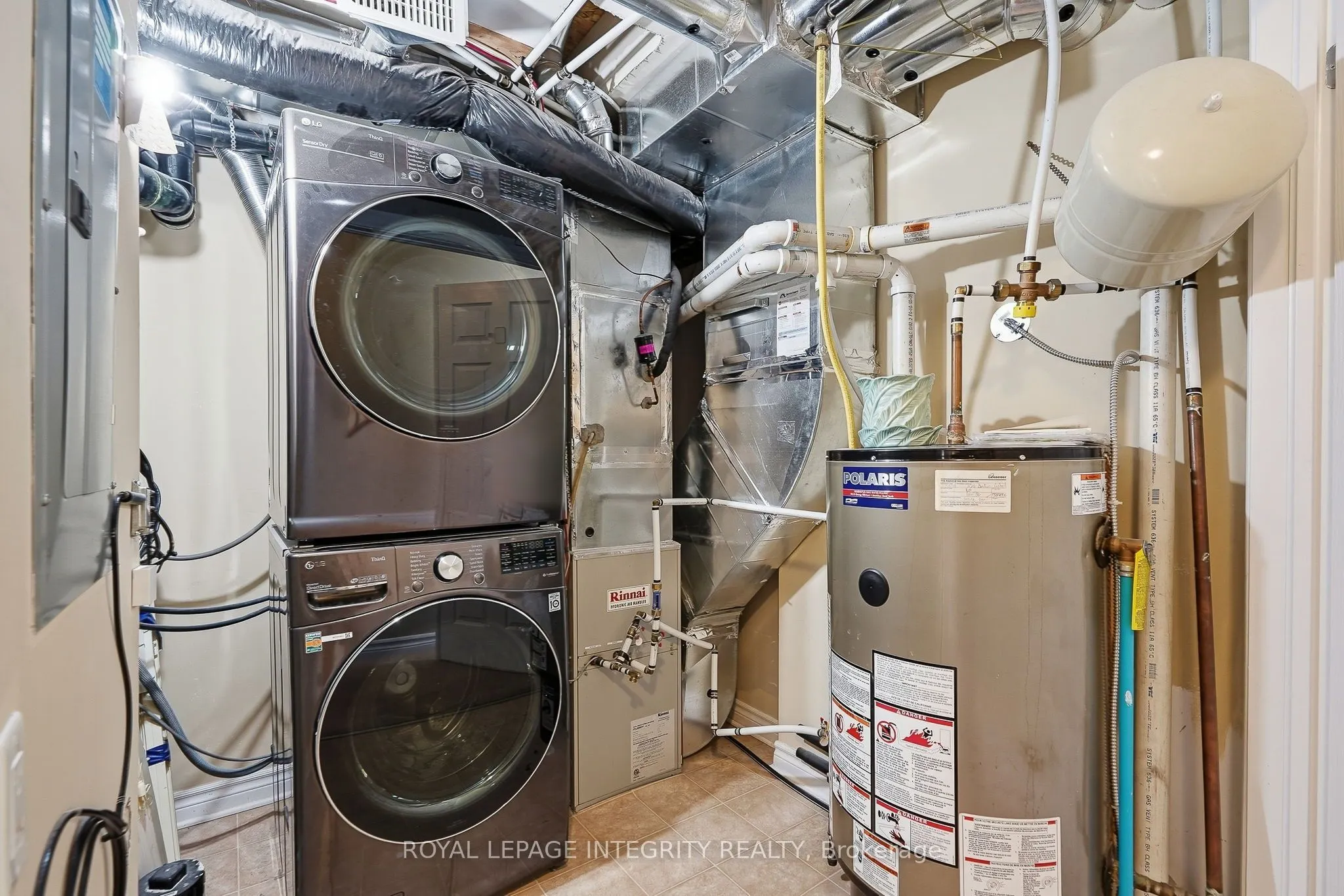 1124 Docteur Corbeil Boulevard ## 5