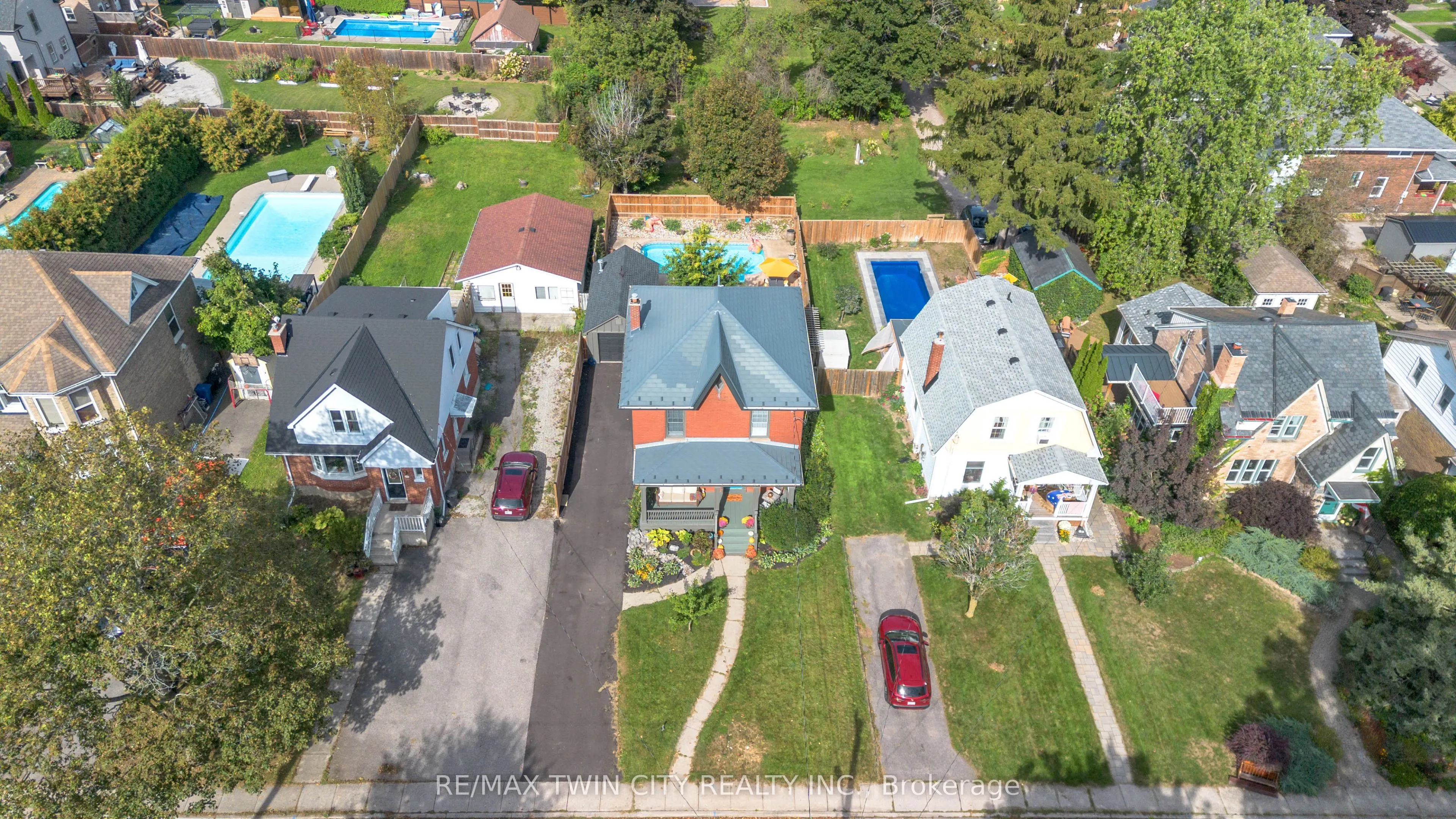 17 Alexander Avenue