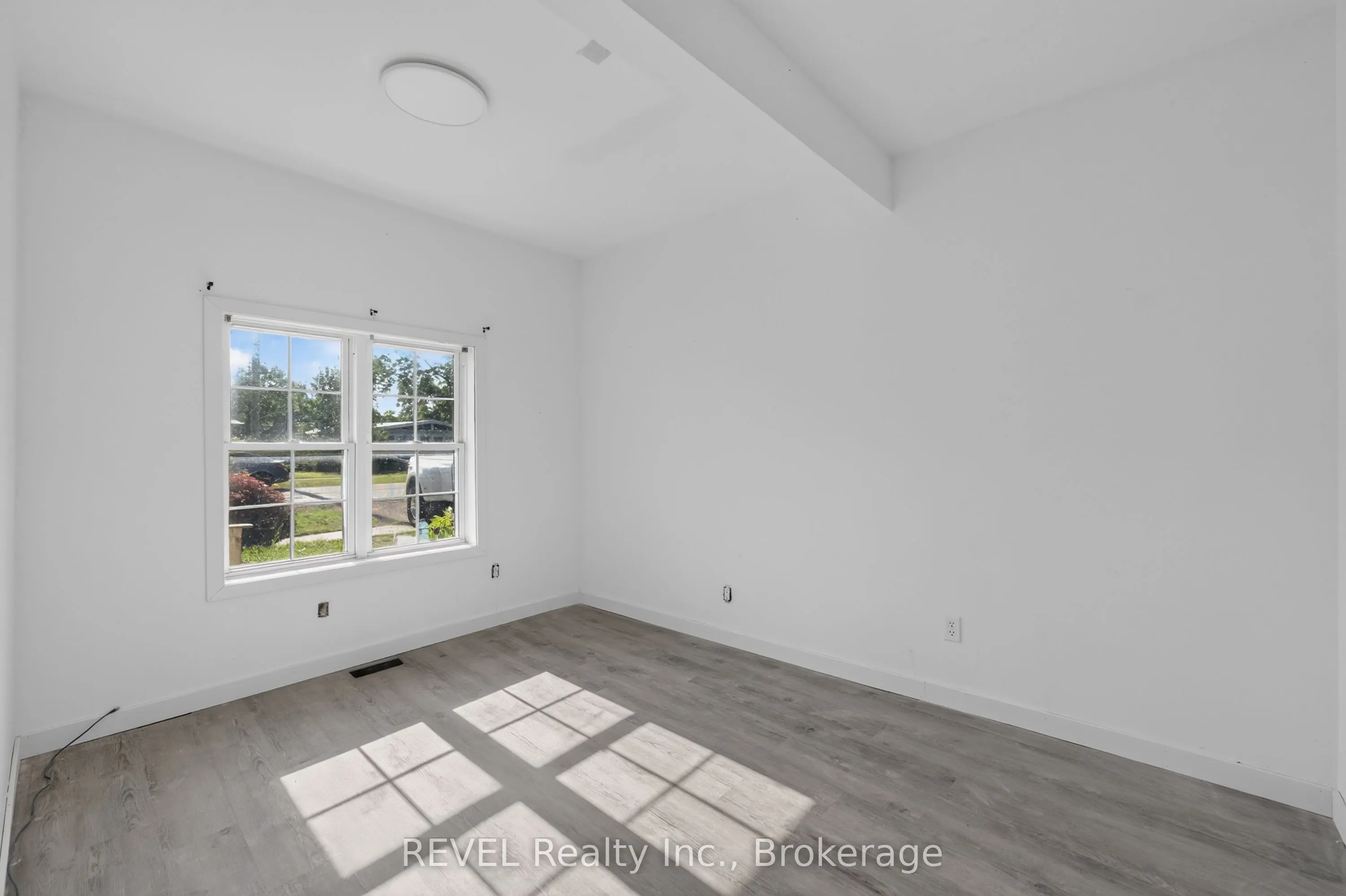 342 HELEN Street