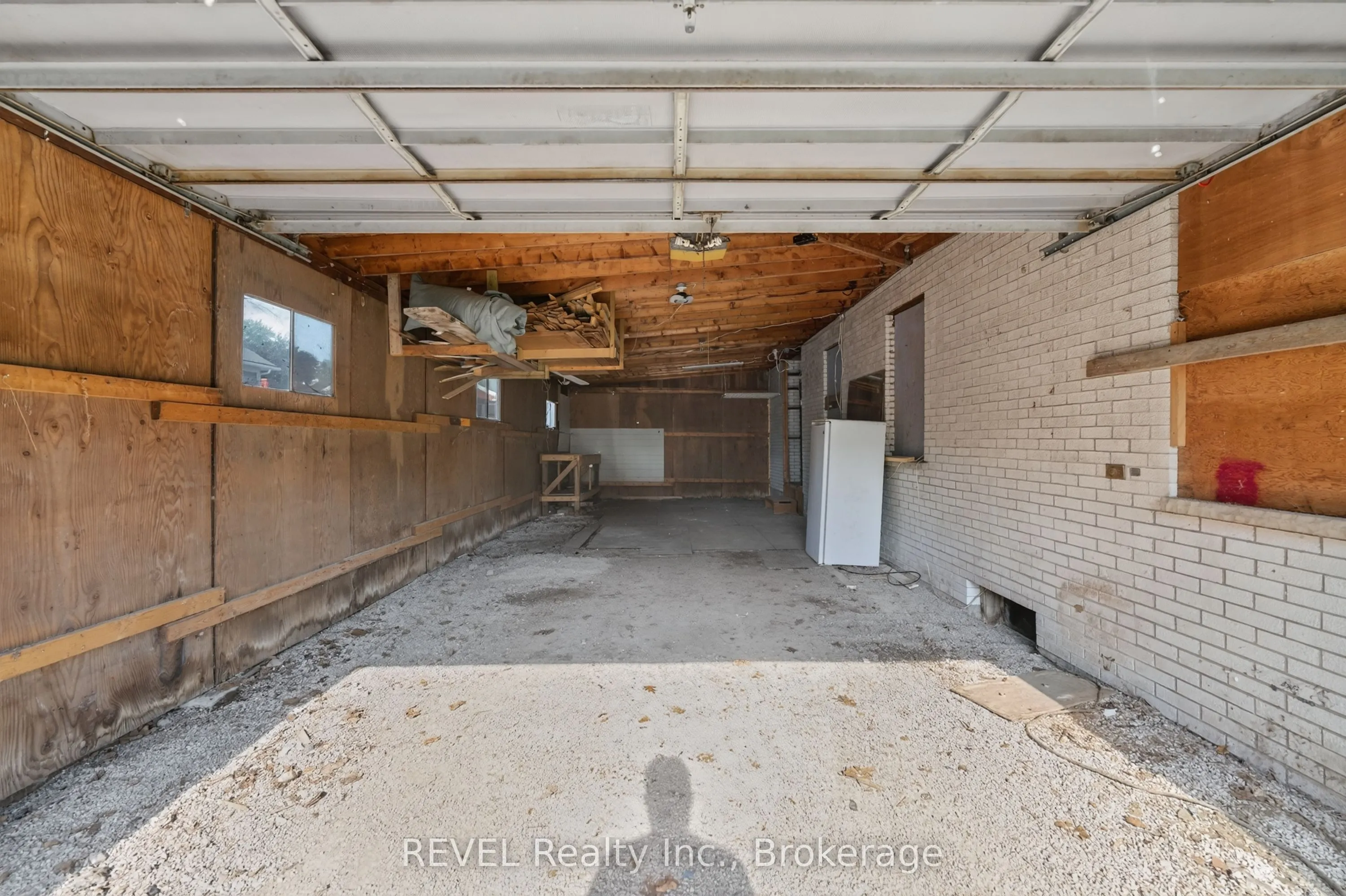 342 HELEN Street
